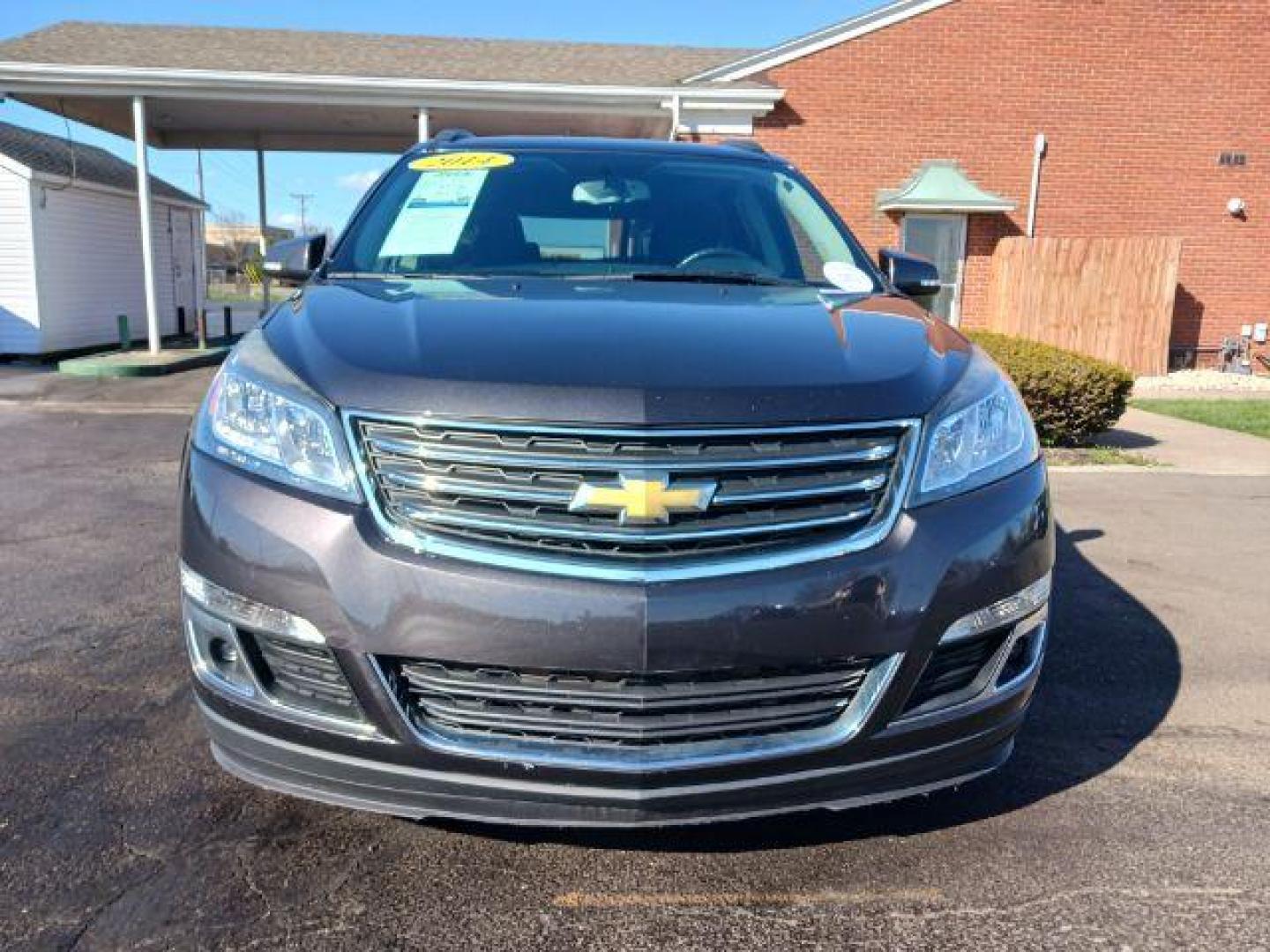 2014 Cyber Gray Metallic Chevrolet Traverse 1LT AWD (1GNKVGKD5EJ) with an 3.6L V6 DOHC 24V engine, 6-Speed Automatic transmission, located at 1230 East Main St, Xenia, OH, 45385, (937) 908-9800, 39.688026, -83.910172 - Photo#1