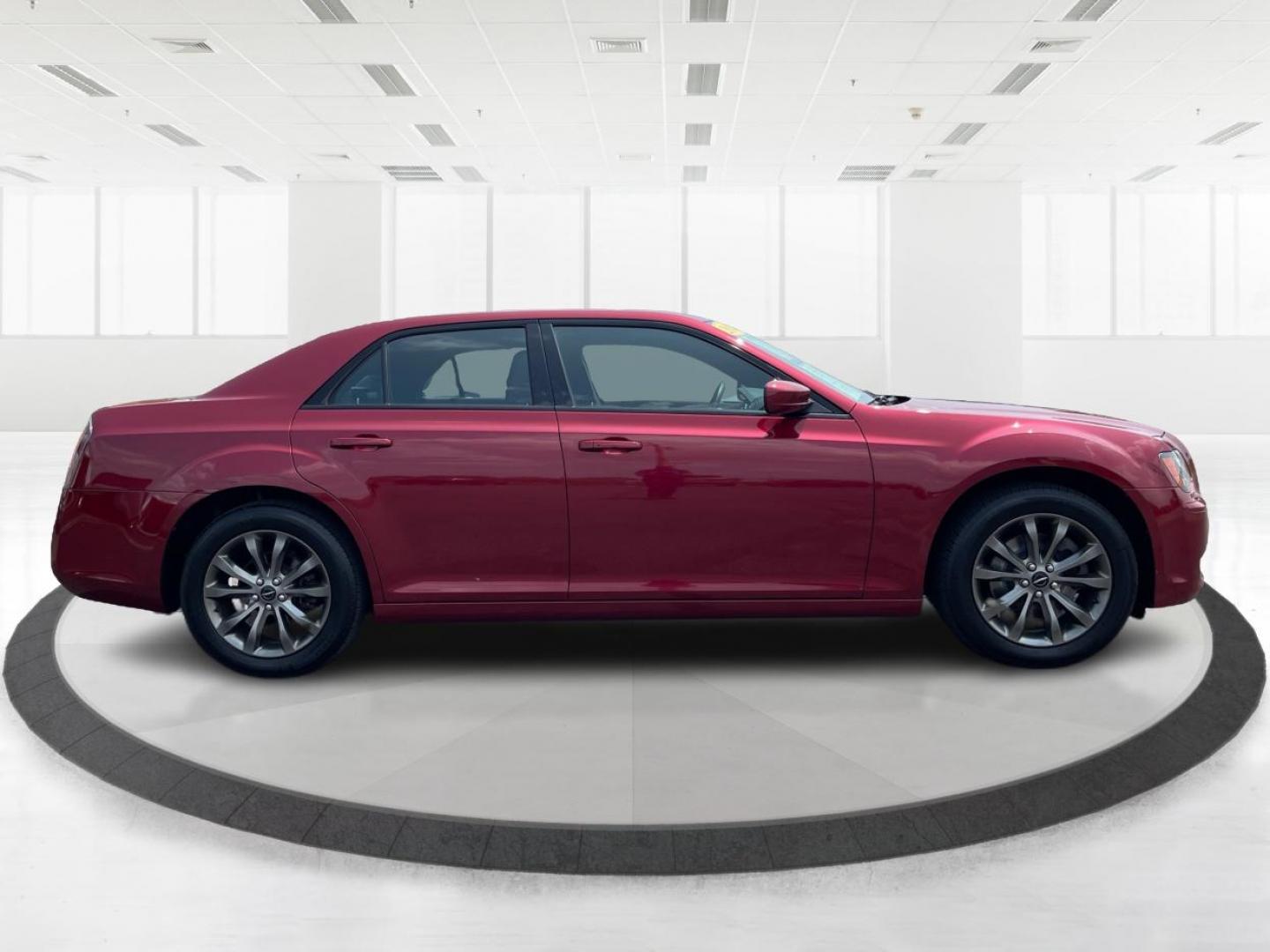 2014 Dp Cherry Red Crystal PC Chrysler 300 (2C3CCAGG9EH) with an 3.6L V6 DOHC 24V engine, 8-Speed Automatic transmission, located at 880 E. National Road, Vandalia, OH, 45377, (937) 908-9800, 39.891918, -84.183594 - Photo#1