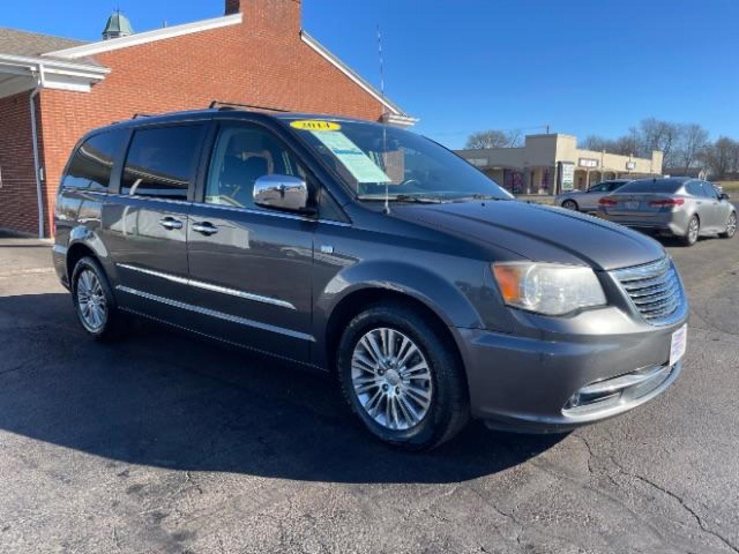 2014 Maximum Steel Metallic CC Chrysler Town and Country Touring-L (2C4RC1CG4ER) with an 3.6L V6 DOHC 24V engine, 6-Speed Automatic transmission, located at 1099 N County Rd 25A , Troy, OH, 45373, (937) 908-9800, 40.057079, -84.212883 - Photo#0