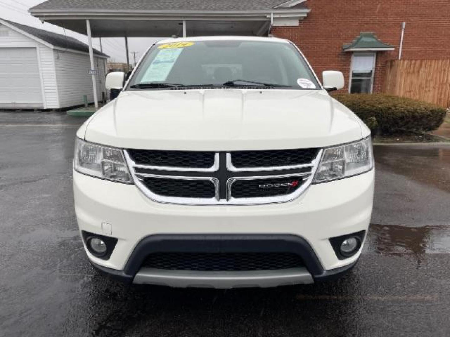 2014 Pearl White Tri-Coat Dodge Journey SXT (3C4PDCBG0ET) with an 3.6L V6 DOHC 24V engine, 6-Speed Automatic transmission, located at 4508 South Dixie Dr, Moraine, OH, 45439, (937) 908-9800, 39.689976, -84.218452 - Photo#4