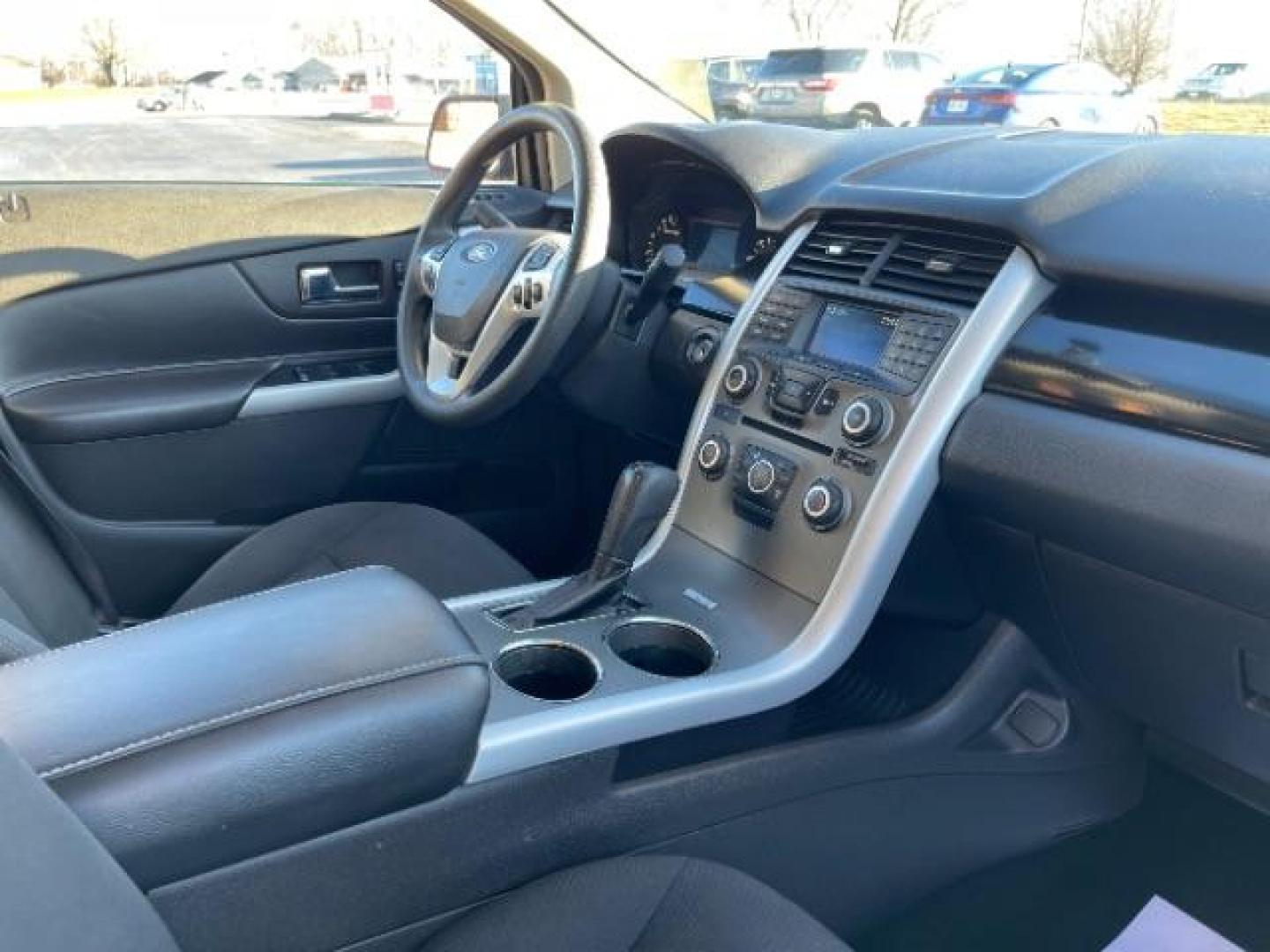 2014 Deep Impact Blue Metallic Ford Edge SE FWD (2FMDK3G93EB) with an 2.0L L4 DOHC 16V engine, 6-Speed Automatic transmission, located at 880 E. National Road, Vandalia, OH, 45377, (937) 908-9800, 39.891918, -84.183594 - Photo#8