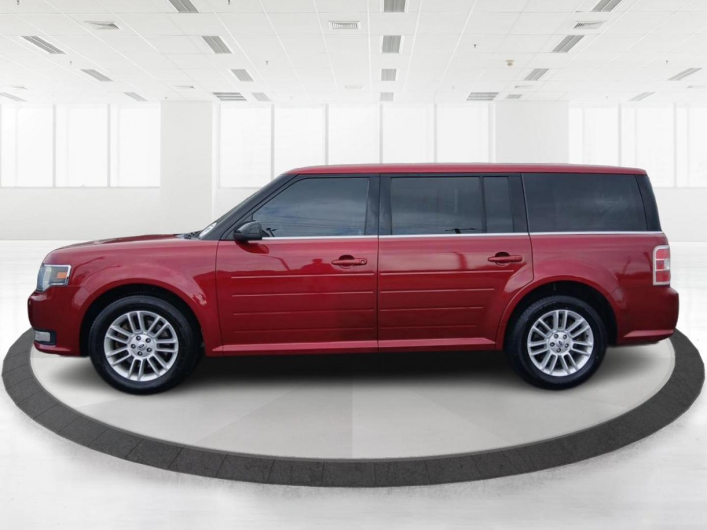 2014 Ruby Red Met Tinted CC Ford Flex SEL FWD (2FMGK5C8XEB) with an 3.5L V6 DOHC 24V engine, 6-Speed Automatic Overdrive transmission, located at 4508 South Dixie Dr, Moraine, OH, 45439, (937) 908-9800, 39.689976, -84.218452 - Photo#5