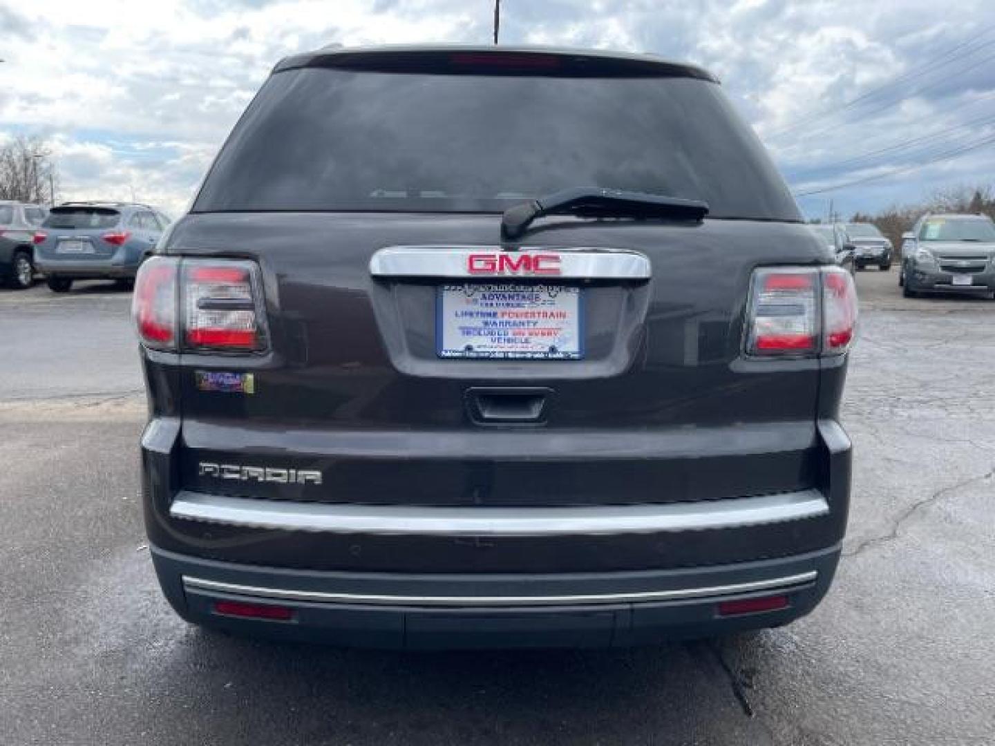 2014 Cyber Gray Metallic GMC Acadia SLT-1 FWD (1GKKRRKD1EJ) with an 3.6L V6 DOHC 24V engine, 6-Speed Automatic transmission, located at 1951 S Dayton Lakeview Rd., New Carlisle, OH, 45344, (937) 908-9800, 39.890999, -84.050255 - Photo#5