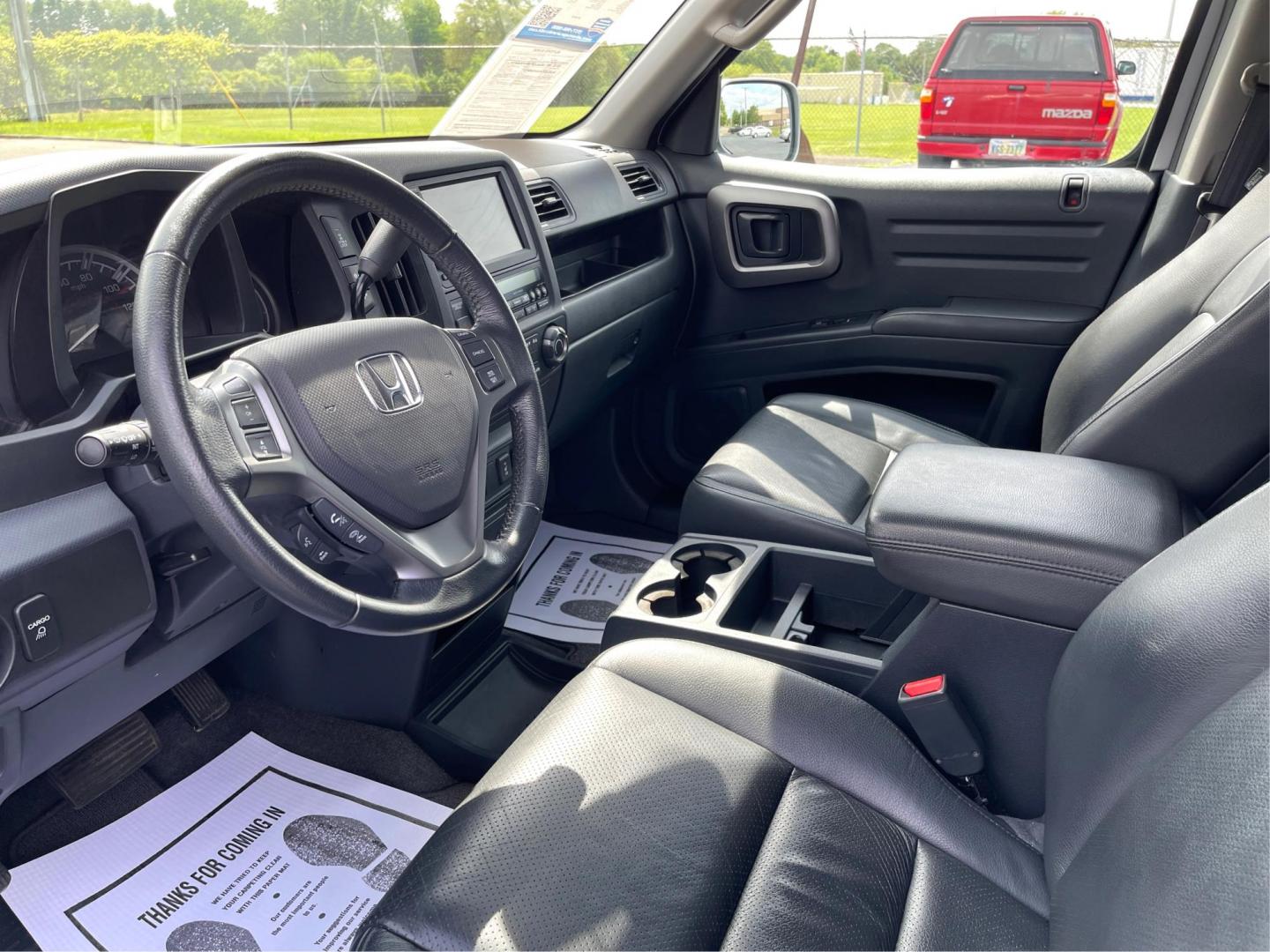 2014 Alabaster Silver Metallic Honda Ridgeline (5FPYK1F67EB) with an 3.5L V6 SOHC 24V engine, 5-Speed Automatic transmission, located at 1230 East Main St, Xenia, OH, 45385, (937) 908-9800, 39.688026, -83.910172 - Photo#8