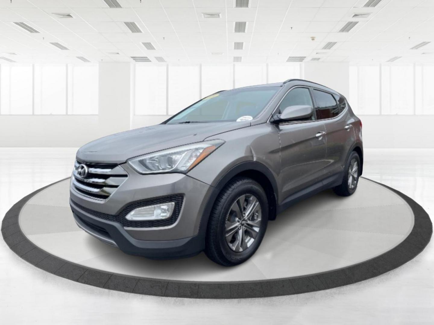 2014 Mineral Gray Hyundai Santa Fe Sport 2.4 FWD (5XYZU3LB3EG) with an 2.4L L4 DOHC 16V engine, 6-Speed Automatic transmission, located at 1951 S Dayton Lakeview Rd., New Carlisle, OH, 45344, (937) 908-9800, 39.890999, -84.050255 - Photo#5