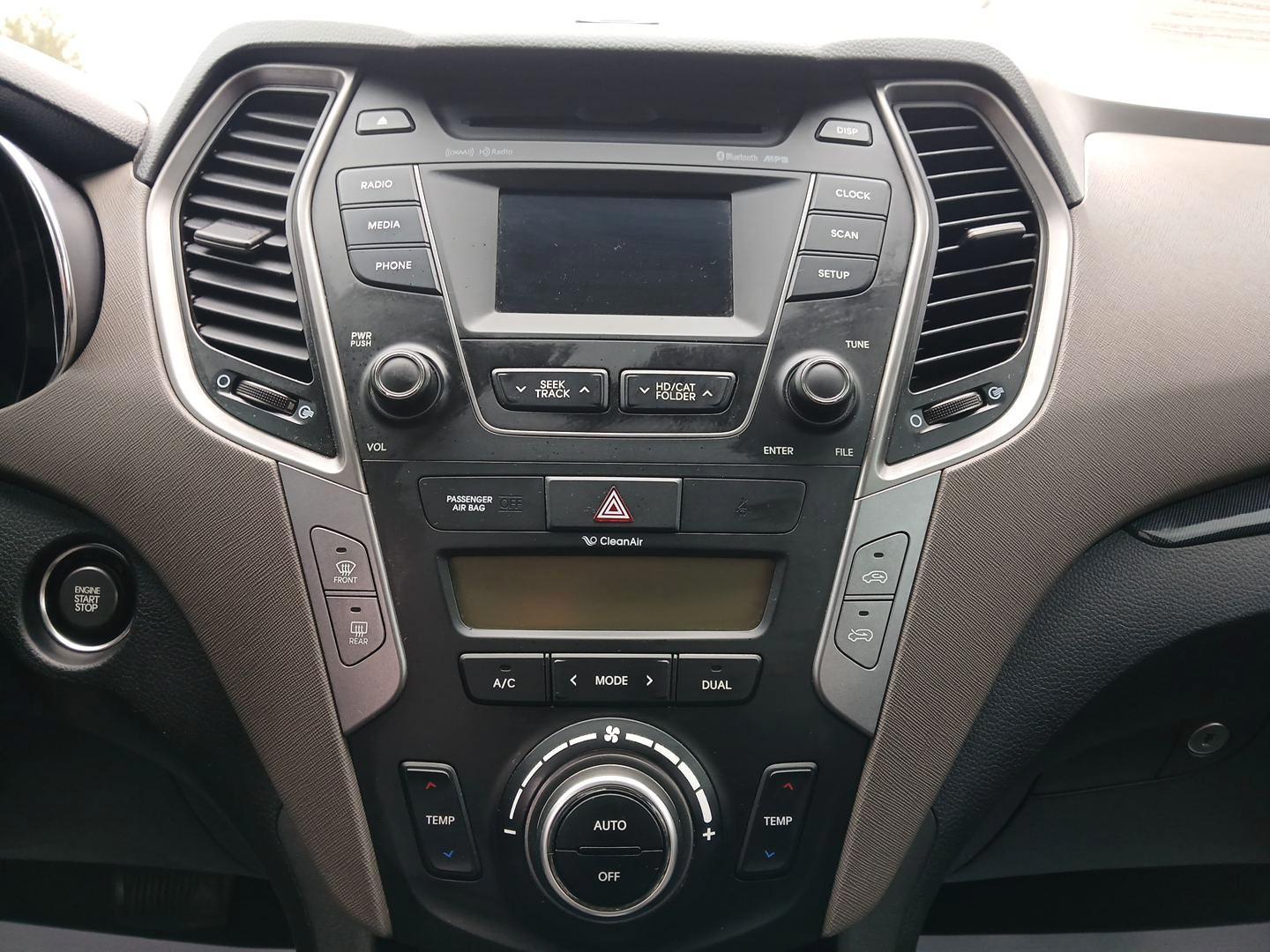 2014 Moonstone Silver Hyundai Santa Fe Sport 2.4 AWD (5XYZUDLB6EG) with an 2.4L L4 DOHC 16V engine, 6-Speed Automatic transmission, located at 4508 South Dixie Dr, Moraine, OH, 45439, (937) 908-9800, 39.689976, -84.218452 - Photo#12