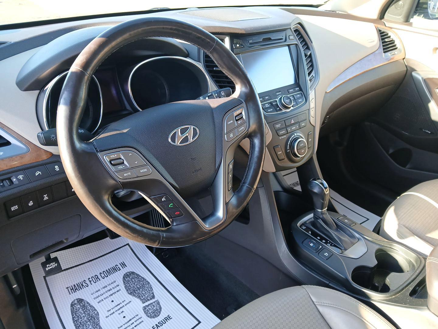 2014 Frost White Pearl Hyundai Santa Fe Sport 2.0T AWD (5XYZWDLAXEG) with an 2.0L L4 DOHC 16V TURBO engine, 6-Speed Automatic transmission, located at 8750 N County Rd 25A, Piqua, OH, 45356, (937) 908-9800, 40.164391, -84.232513 - Photo#8