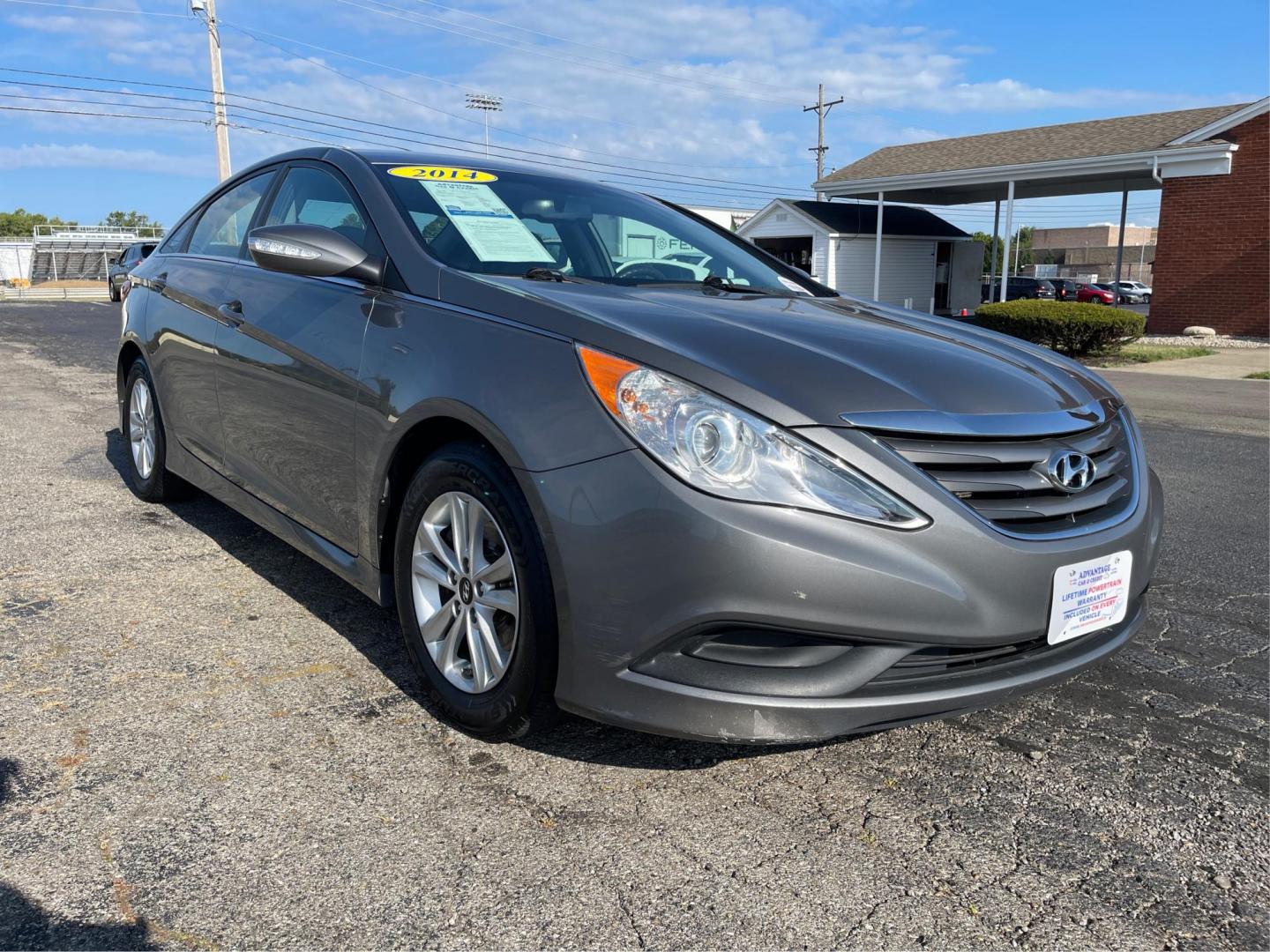 2014 Harbor Gray Metallic Hyundai Sonata GLS (5NPEB4AC8EH) with an 2.4L L4 DOHC 16V engine, 6-Speed Automatic transmission, located at 1099 N County Rd 25A , Troy, OH, 45373, (937) 908-9800, 40.057079, -84.212883 - Photo#20