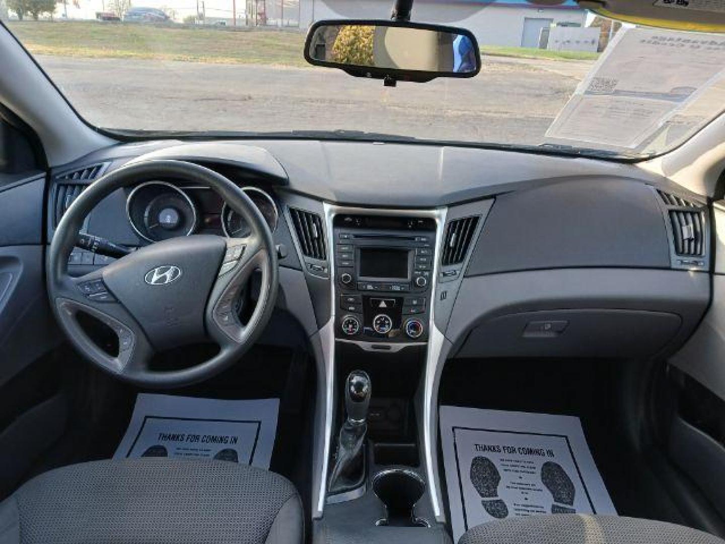 2014 Harbor Gray Metallic Hyundai Sonata GLS (5NPEB4AC8EH) with an 2.4L L4 DOHC 16V engine, 6-Speed Automatic transmission, located at 4508 South Dixie Dr, Moraine, OH, 45439, (937) 908-9800, 39.689976, -84.218452 - Photo#7