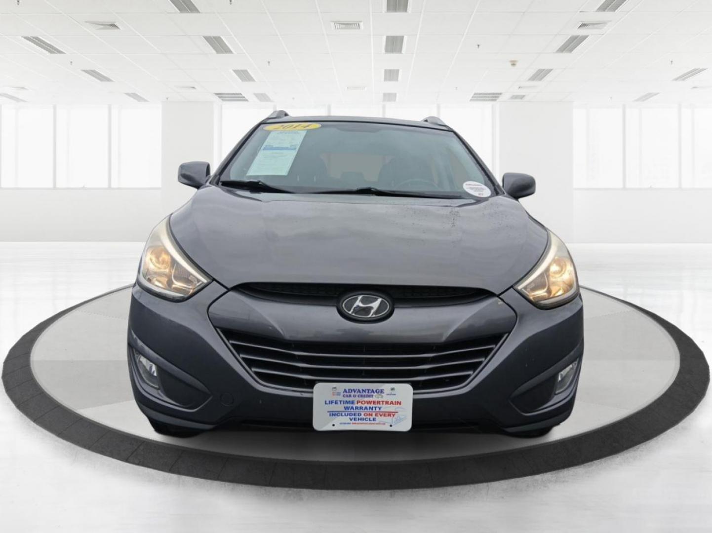 2014 Hyundai Tucson GLS AWD (KM8JUCAGXEU) with an 2.4L L4 DOHC 16V engine, 6-Speed Automatic transmission, located at 1951 S Dayton Lakeview Rd., New Carlisle, OH, 45344, (937) 908-9800, 39.890999, -84.050255 - 2014 Hyundai Tucson GLS AWD - Photo#6