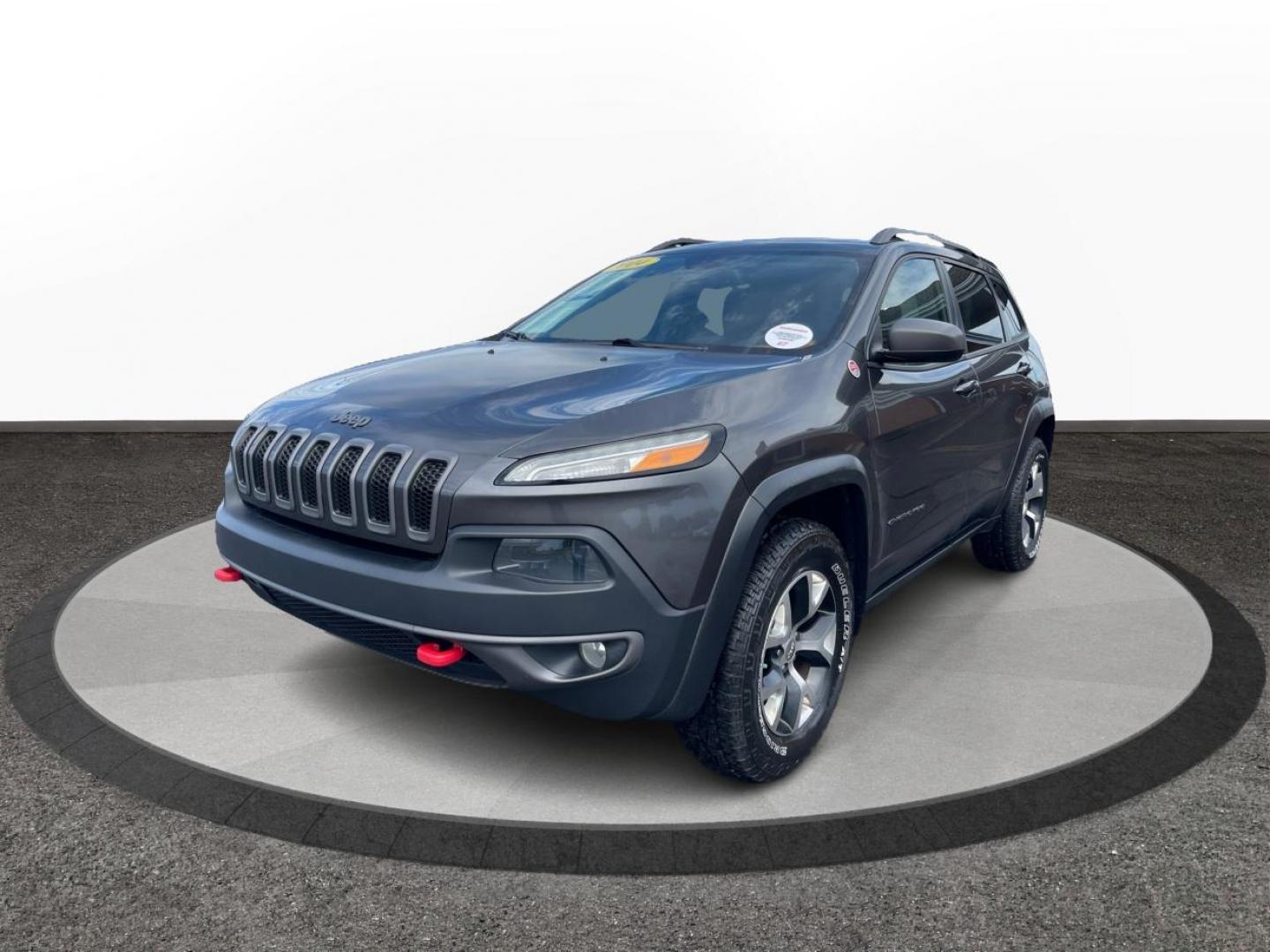 2014 Granite Crystal Met CC Jeep Cherokee (1C4PJMBSXEW) with an 3.2L V6 DOHC 24V engine, 9-Speed Automatic transmission, located at 1184 Kauffman Ave, Fairborn, OH, 45324, (937) 908-9800, 39.807072, -84.030914 - Photo#7