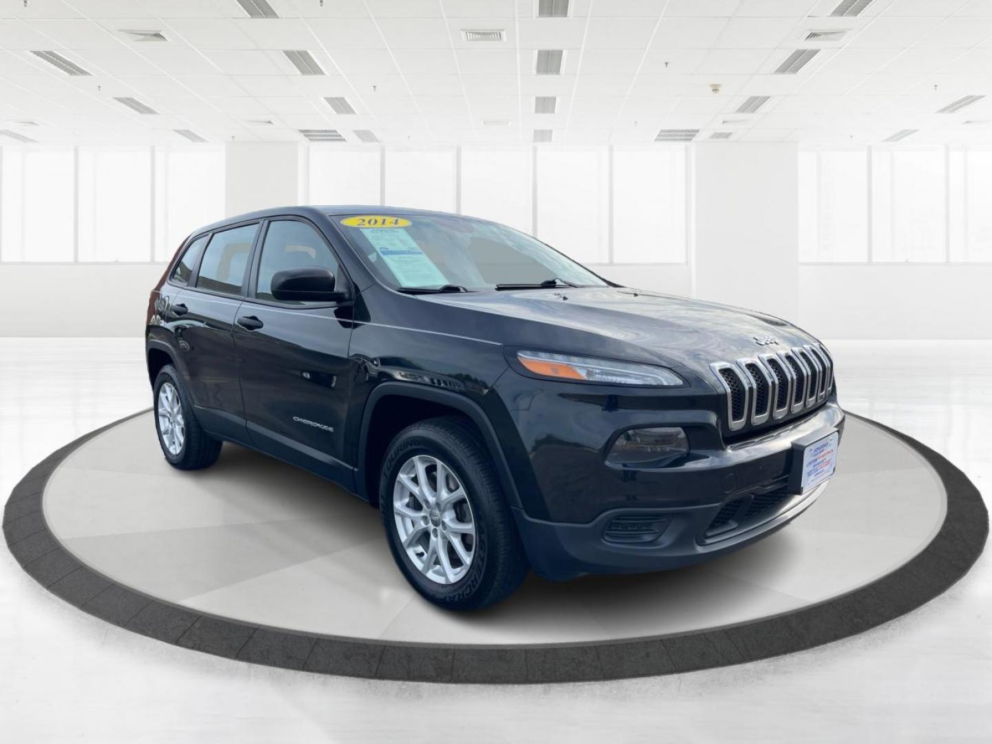 2014 Brilliant Black Crystal P Jeep Cherokee Sport 4WD (1C4PJMAB8EW) with an 2.4L L4 DOHC 16V engine, 9-Speed Automatic transmission, located at 401 Woodman Dr, Riverside, OH, 45431, (937) 908-9800, 39.760899, -84.123421 - Photo#0