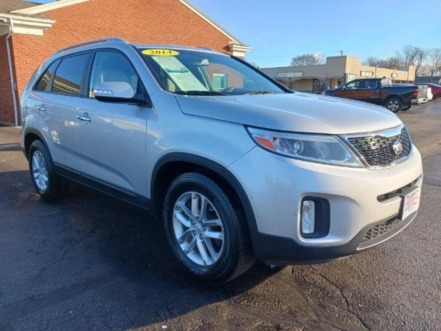 2014 Silver Kia Sorento LX 2WD (5XYKT3A67EG) with an 2.4L L4 DOHC 16V engine, 6-Speed Automatic transmission, located at 1951 S Dayton Lakeview Rd., New Carlisle, OH, 45344, (937) 908-9800, 39.890999, -84.050255 - Photo#0