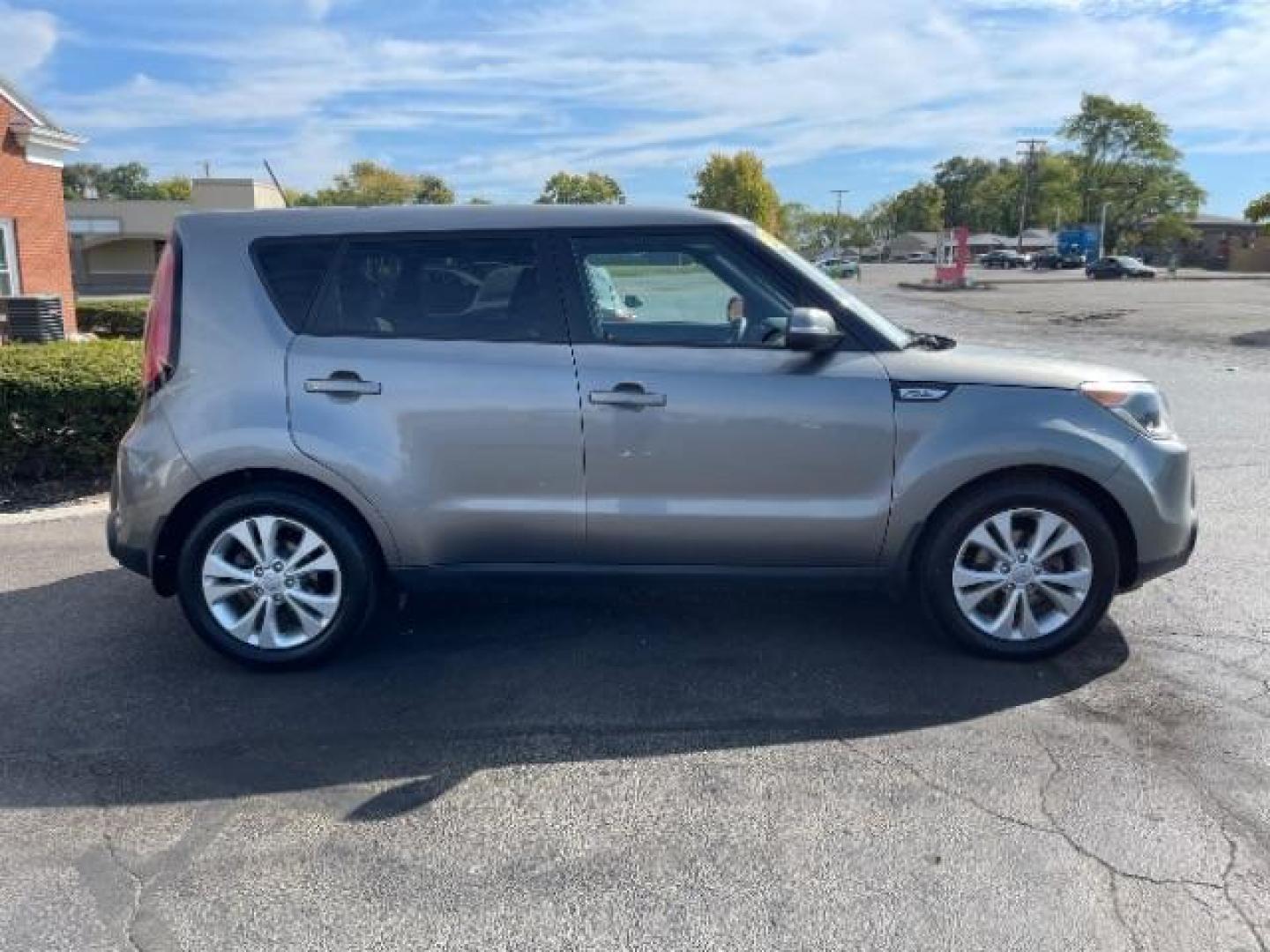 2014 Cloud Kia Soul + (KNDJP3A54E7) with an 2.0L L4 DOHC 16V engine, 6-Speed Automatic transmission, located at 1951 S Dayton Lakeview Rd., New Carlisle, OH, 45344, (937) 908-9800, 39.890999, -84.050255 - Photo#3