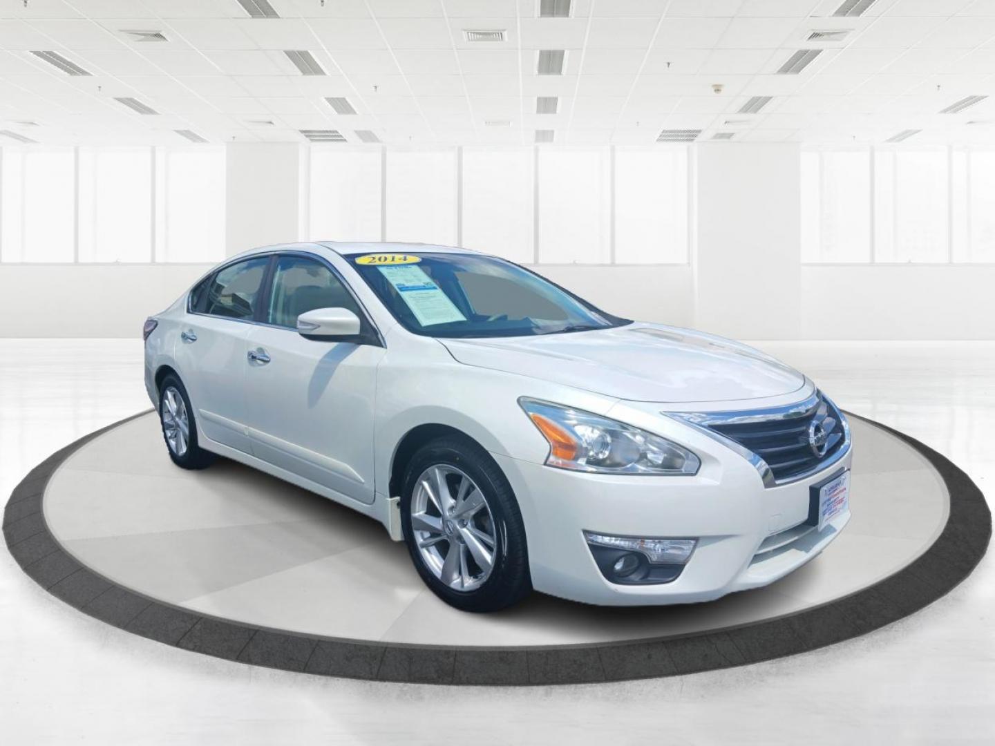 2014 Pearl White Nissan Altima 2.5 SL (1N4AL3AP4EC) with an 2.5L L4 DOHC 16V engine, Continuously Variable Transmission transmission, located at 401 Woodman Dr, Riverside, OH, 45431, (937) 908-9800, 39.760899, -84.123421 - Photo#0