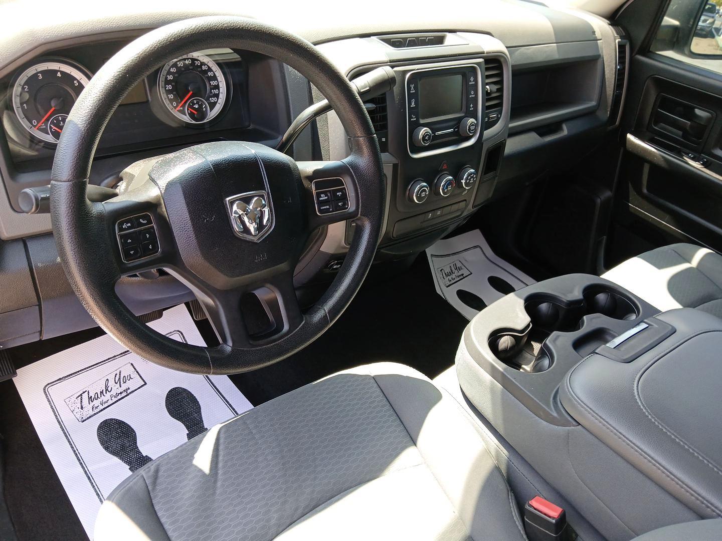 2014 Bright White Clearcoat RAM 1500 (1C6RR7FT4ES) with an 5.7L V8 OHV 16V engine, 8-Speed Automatic transmission, located at 4508 South Dixie Dr, Moraine, OH, 45439, (937) 908-9800, 39.689976, -84.218452 - Photo#8