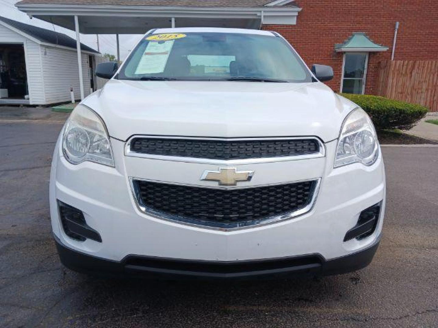 2015 Summit White Chevrolet Equinox LS 2WD (2GNALAEK4F1) with an 2.4L L4 DOHC 16V FFV engine, 6-Speed Automatic transmission, located at 1951 S Dayton Lakeview Rd., New Carlisle, OH, 45344, (937) 908-9800, 39.890999, -84.050255 - 2015 Chevrolet Equinox LS 2WD - Photo#17