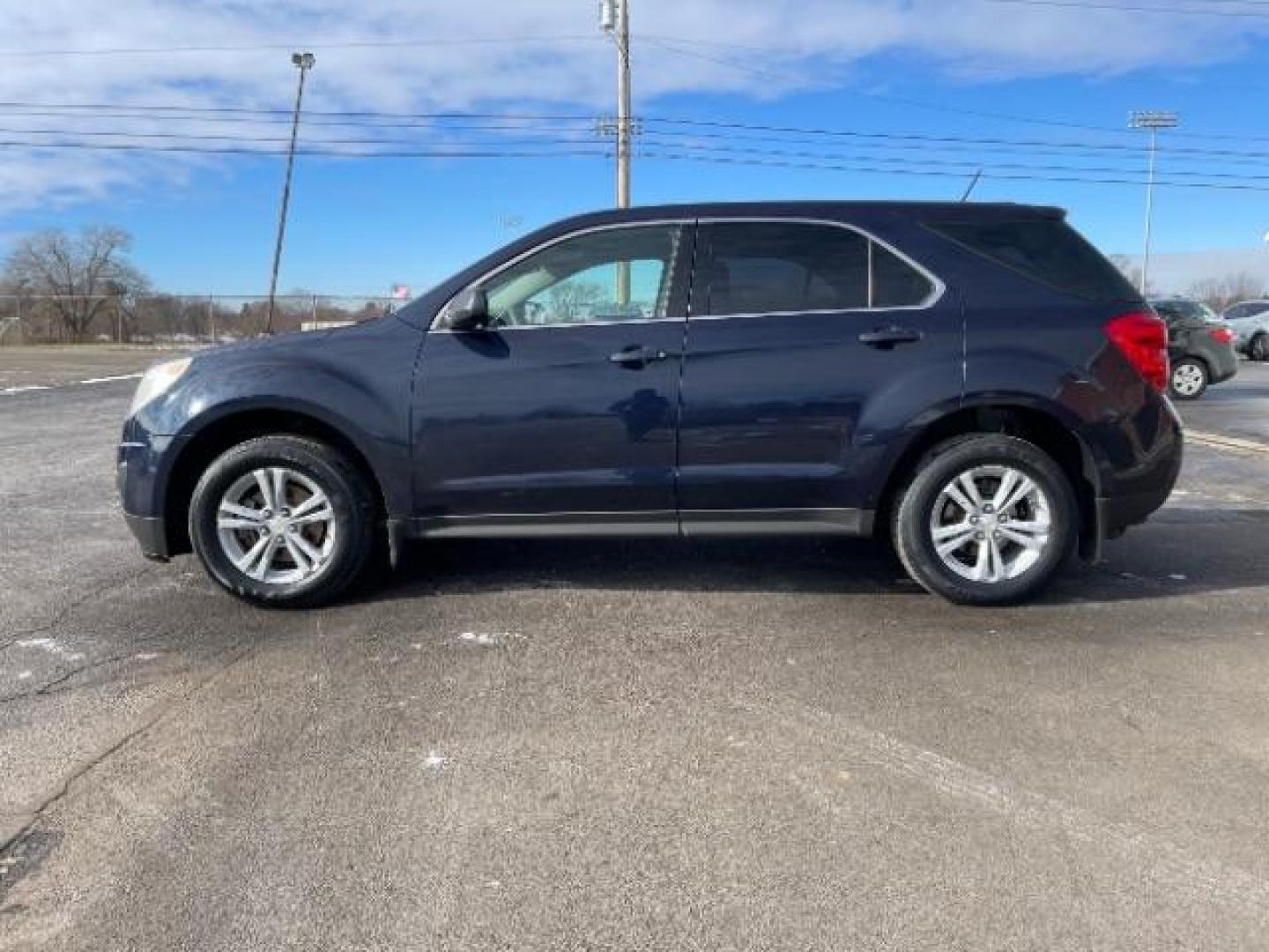 2015 Blue Velvet Metallic Chevrolet Equinox LS 2WD (2GNALAEK9F1) with an 2.4L L4 DOHC 16V FFV engine, 6-Speed Automatic transmission, located at 880 E. National Road, Vandalia, OH, 45377, (937) 908-9800, 39.891918, -84.183594 - Photo#2