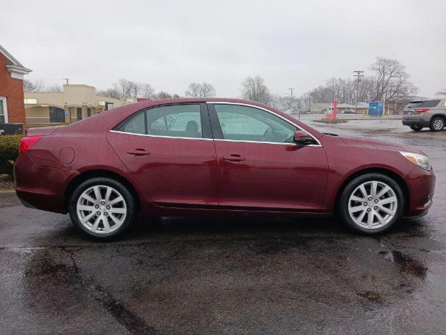 2015 Butte Red Metallic Chevrolet Malibu 2LT (1G11D5SL6FF) with an 2.5L L4 DOHC 16V engine, 6-Speed Automatic transmission, located at 401 Woodman Dr, Riverside, OH, 45431, (937) 908-9800, 39.760899, -84.123421 - Photo#4