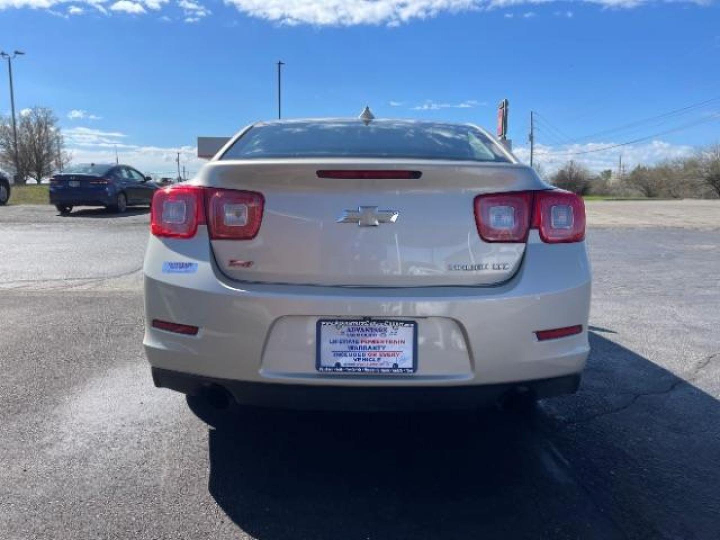 2015 Champagne Silver Metallic Chevrolet Malibu 2LTZ (1G11G5SX9FF) with an 2.0L L4 DOHC 16V engine, 6-Speed Automatic transmission, located at 1951 S Dayton Lakeview Rd., New Carlisle, OH, 45344, (937) 908-9800, 39.890999, -84.050255 - Photo#5