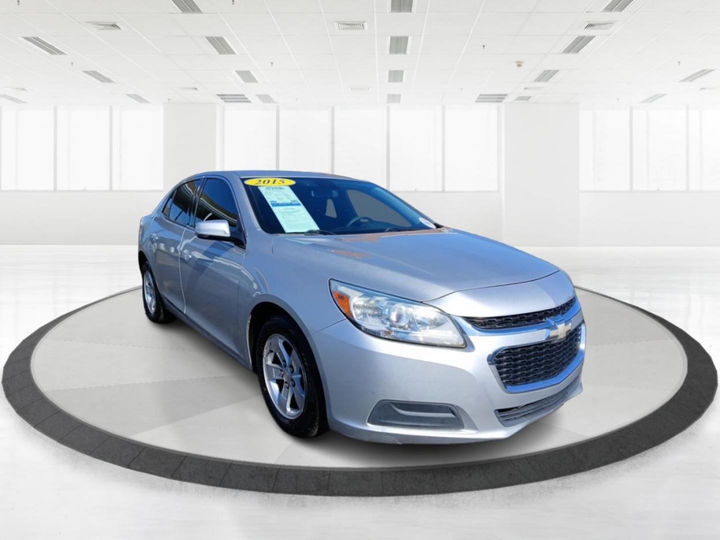 2015 Silver Ice Metallic Chevrolet Malibu 1LT (1G11C5SL8FF) with an 2.5L L4 DOHC 16V engine, 6-Speed Automatic transmission, located at 401 Woodman Dr, Riverside, OH, 45431, (937) 908-9800, 39.760899, -84.123421 - Photo#0