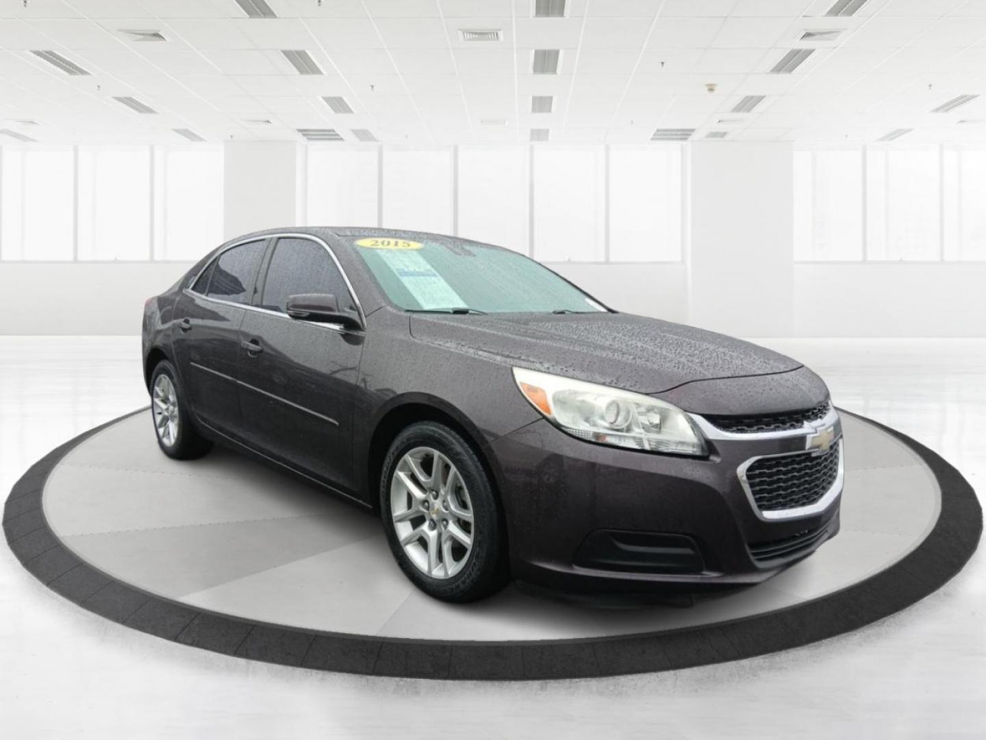 2015 Chevrolet Malibu 1LT (1G11C5SL1FF) with an 2.5L L4 DOHC 16V engine, 6-Speed Automatic transmission, located at 880 E. National Road, Vandalia, OH, 45377, (937) 908-9800, 39.891918, -84.183594 - 2015 Chevrolet Malibu 1LT - Photo#0