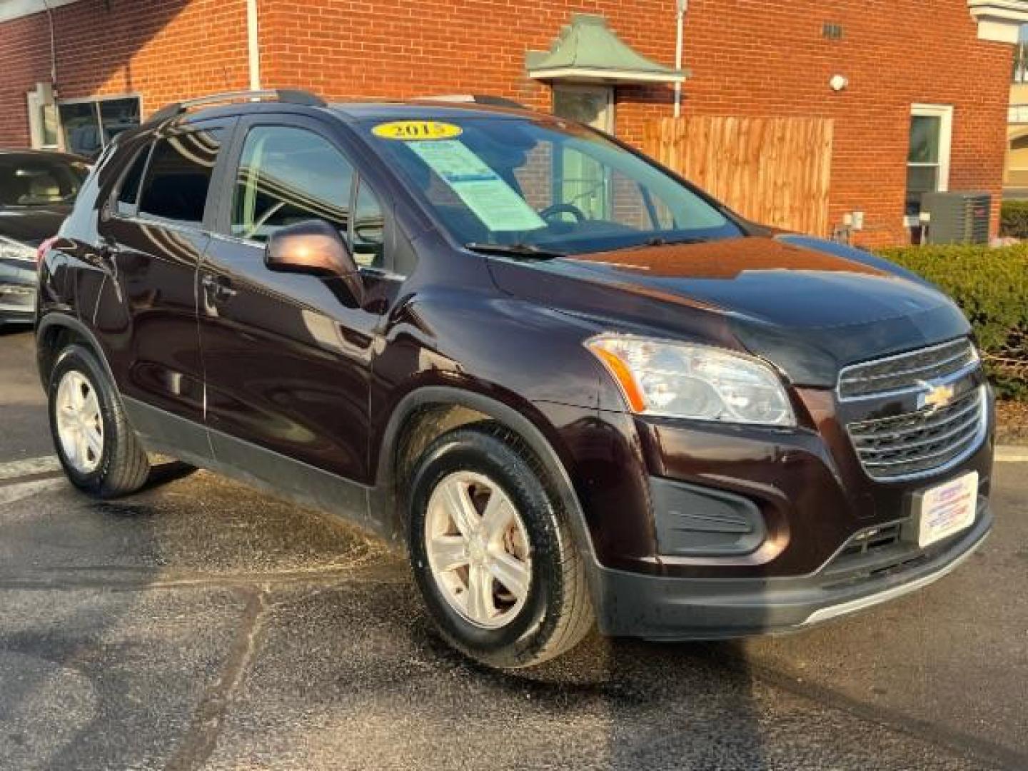 2015 Deep Espresso Metallic Chevrolet Trax LT FWD (KL7CJLSB0FB) with an 1.4L L4 DOHC 16V engine, 6-Speed Automatic transmission, located at 880 E. National Road, Vandalia, OH, 45377, (937) 908-9800, 39.891918, -84.183594 - Photo#0