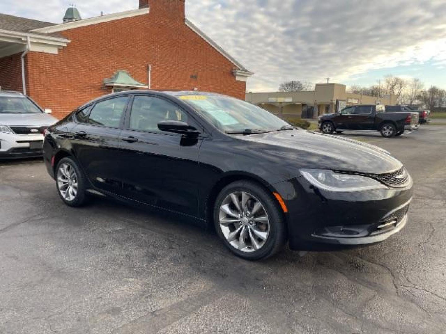 2015 Black Clearcoat Chrysler 200 S (1C3CCCBG7FN) with an 3.6L V6 DOHC 24V FFV engine, 9-Speed Automatic transmission, located at 1184 Kauffman Ave, Fairborn, OH, 45324, (937) 908-9800, 39.807072, -84.030914 - Photo#0