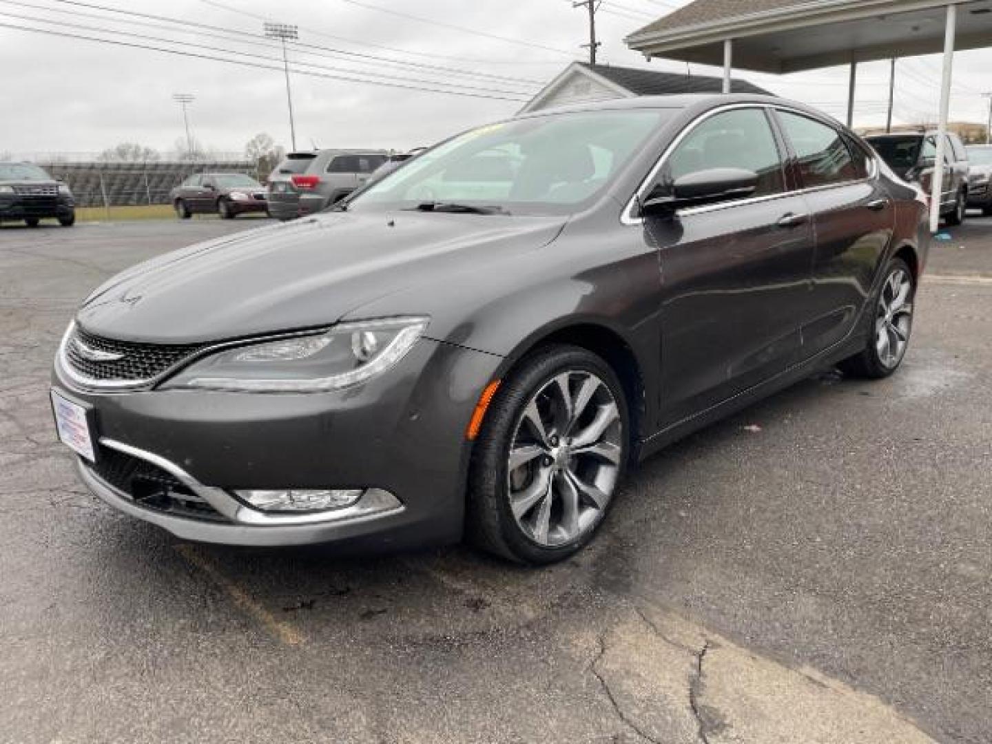 2015 Granite Crystal Met CC Chrysler 200 C AWD (1C3CCCEG2FN) with an 3.6L V6 DOHC 24V FFV engine, 9-Speed Automatic transmission, located at 1951 S Dayton Lakeview Rd., New Carlisle, OH, 45344, (937) 908-9800, 39.890999, -84.050255 - Photo#1