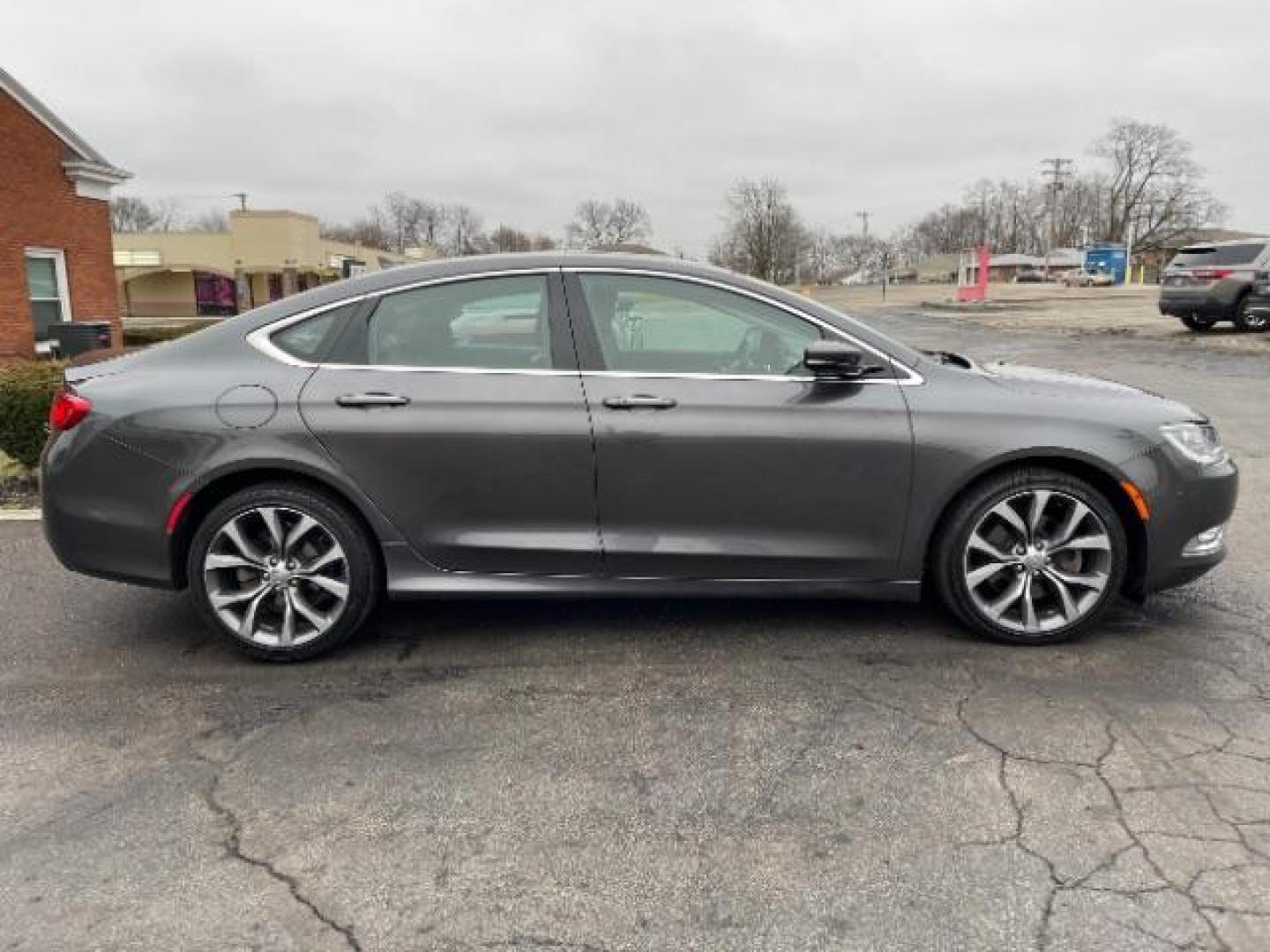 2015 Granite Crystal Met CC Chrysler 200 C AWD (1C3CCCEG2FN) with an 3.6L V6 DOHC 24V FFV engine, 9-Speed Automatic transmission, located at 1951 S Dayton Lakeview Rd., New Carlisle, OH, 45344, (937) 908-9800, 39.890999, -84.050255 - Photo#2