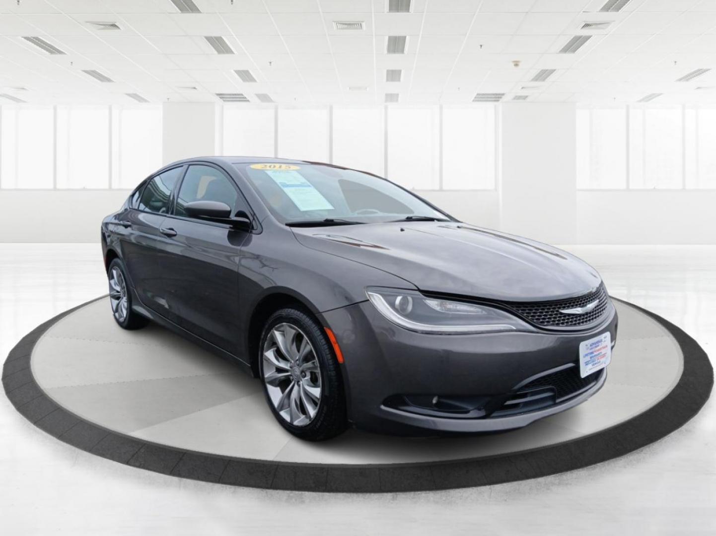 2015 Chrysler 200 S AWD (1C3CCCDG7FN) with an 3.6L V6 DOHC 24V FFV engine, 9-Speed Automatic transmission, located at 401 Woodman Dr, Riverside, OH, 45431, (937) 908-9800, 39.760899, -84.123421 - 2015 Chrysler 200 S AWD - Photo#0