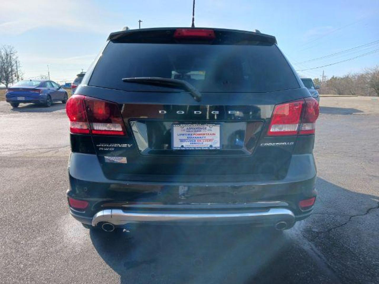 2015 Pitch Black Clearcoat Dodge Journey Crossroad AWD (3C4PDDGG1FT) with an 3.6L V6 DOHC 24V engine, 6-Speed Automatic transmission, located at 1951 S Dayton Lakeview Rd., New Carlisle, OH, 45344, (937) 908-9800, 39.890999, -84.050255 - Photo#5