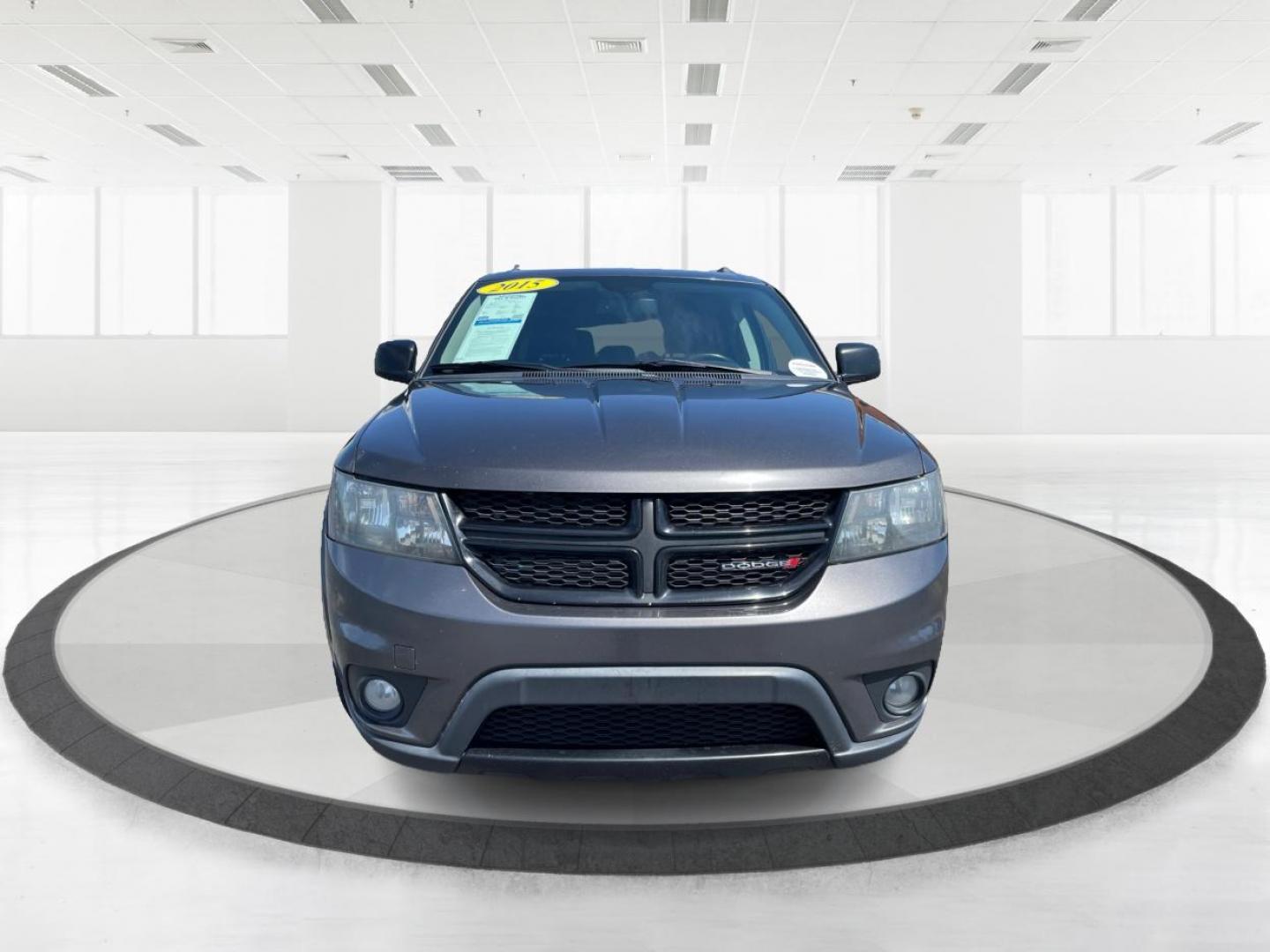 2015 Granite Crystal Met CC Dodge Journey SXT (3C4PDCBB0FT) with an 2.4L L6 DOHC 16V engine, 4-Speed Automatic transmission, located at 1951 S Dayton Lakeview Rd., New Carlisle, OH, 45344, (937) 908-9800, 39.890999, -84.050255 - Photo#6