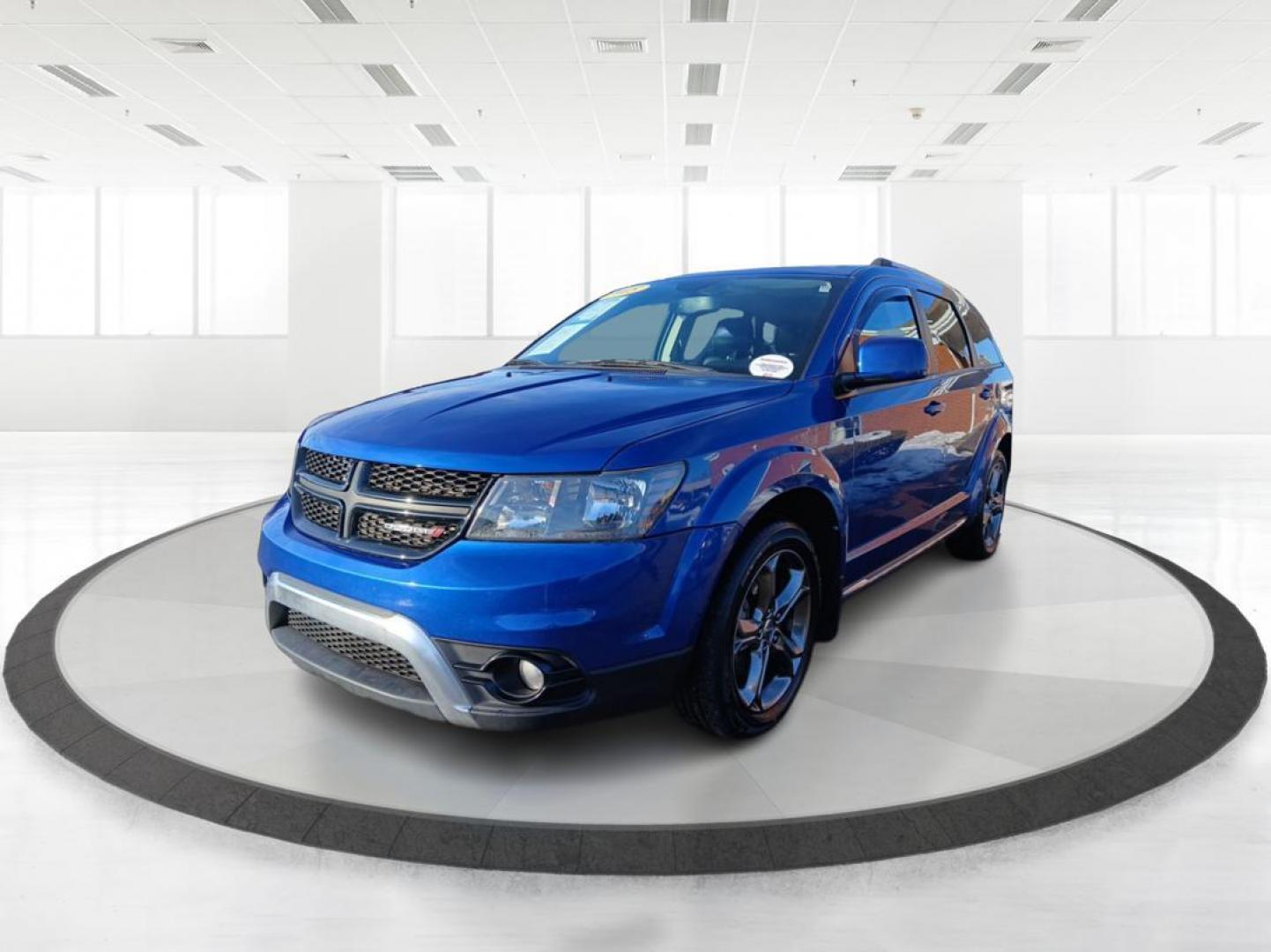 2015 Dodge Journey Crossroad AWD (3C4PDDGGXFT) with an 3.6L V6 DOHC 24V engine, 6-Speed Automatic transmission, located at 1230 East Main St, Xenia, OH, 45385, (937) 908-9800, 39.688026, -83.910172 - 2015 Dodge Journey Crossroad AWD - Photo#7