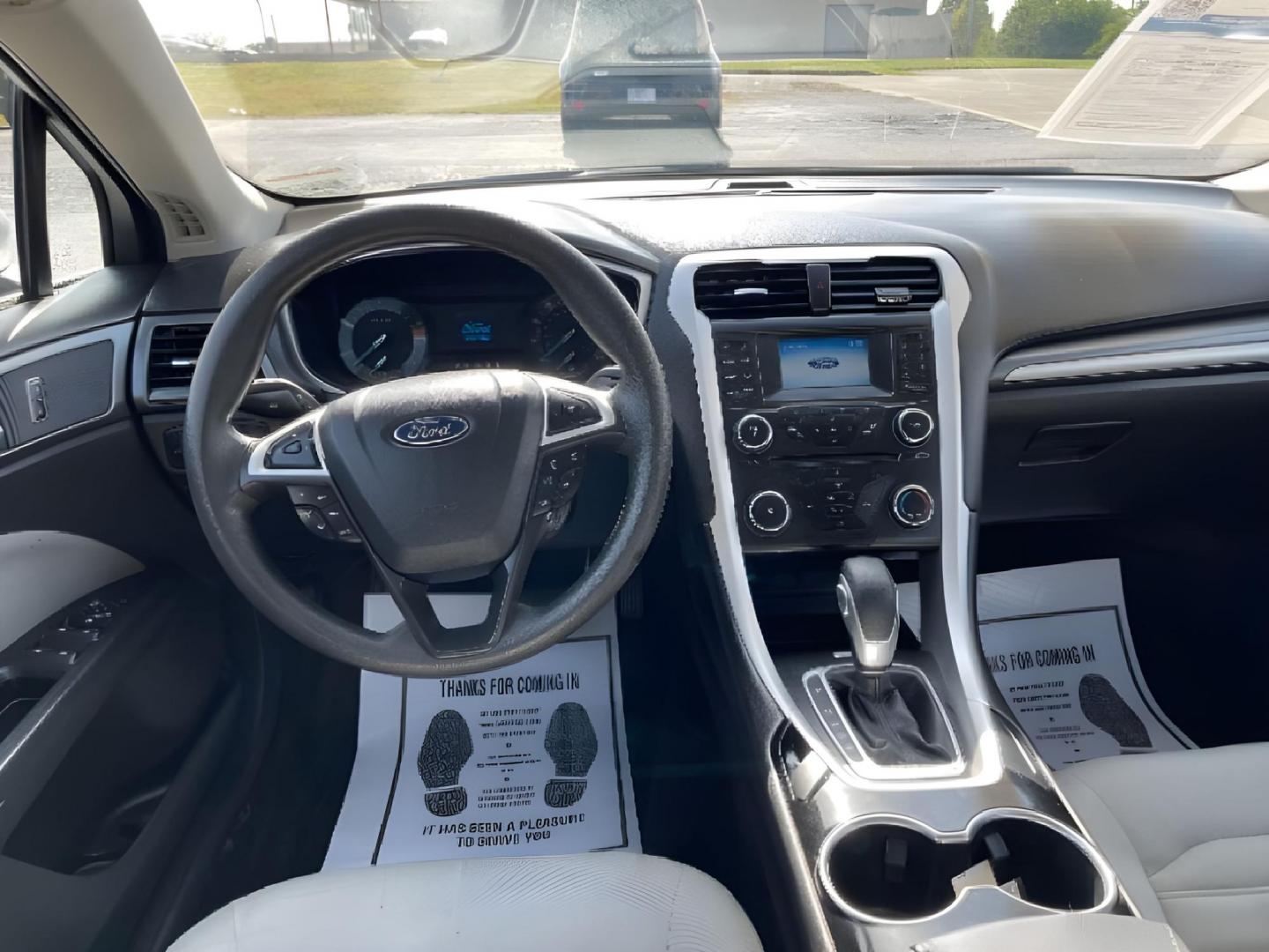 2015 Ingot Silver Ford Fusion S (3FA6P0G74FR) with an 2.5L L4 DOHC 16V engine, 6-Speed Automatic transmission, located at 1230 East Main St, Xenia, OH, 45385, (937) 908-9800, 39.688026, -83.910172 - Photo#14