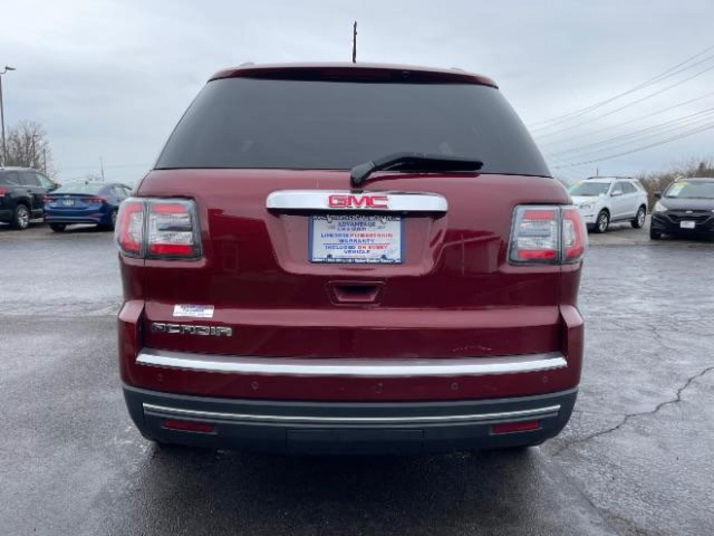 2015 Crimson Red Tincoat GMC Acadia SLE-2 AWD (1GKKVPKDXFJ) with an 3.6L V6 DOHC 24V engine, 6-Speed Automatic transmission, located at 1099 N County Rd 25A , Troy, OH, 45373, (937) 908-9800, 40.057079, -84.212883 - Photo#5