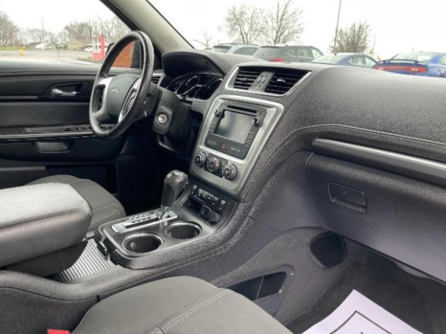 2015 Crimson Red Tincoat GMC Acadia SLE-2 AWD (1GKKVPKDXFJ) with an 3.6L V6 DOHC 24V engine, 6-Speed Automatic transmission, located at 1099 N County Rd 25A , Troy, OH, 45373, (937) 908-9800, 40.057079, -84.212883 - Photo#8