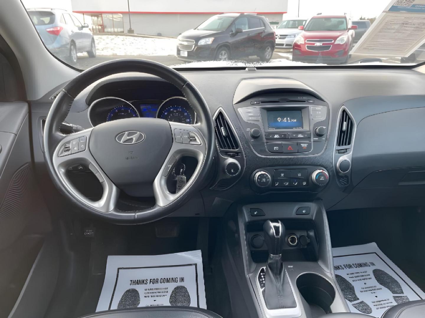 2015 Graphite Gray Metallic Hyundai Tucson GLS AWD (KM8JUCAG4FU) with an 2.4L L4 DOHC 16V engine, 6-Speed Automatic transmission, located at 880 E. National Road, Vandalia, OH, 45377, (937) 908-9800, 39.891918, -84.183594 - Photo#7