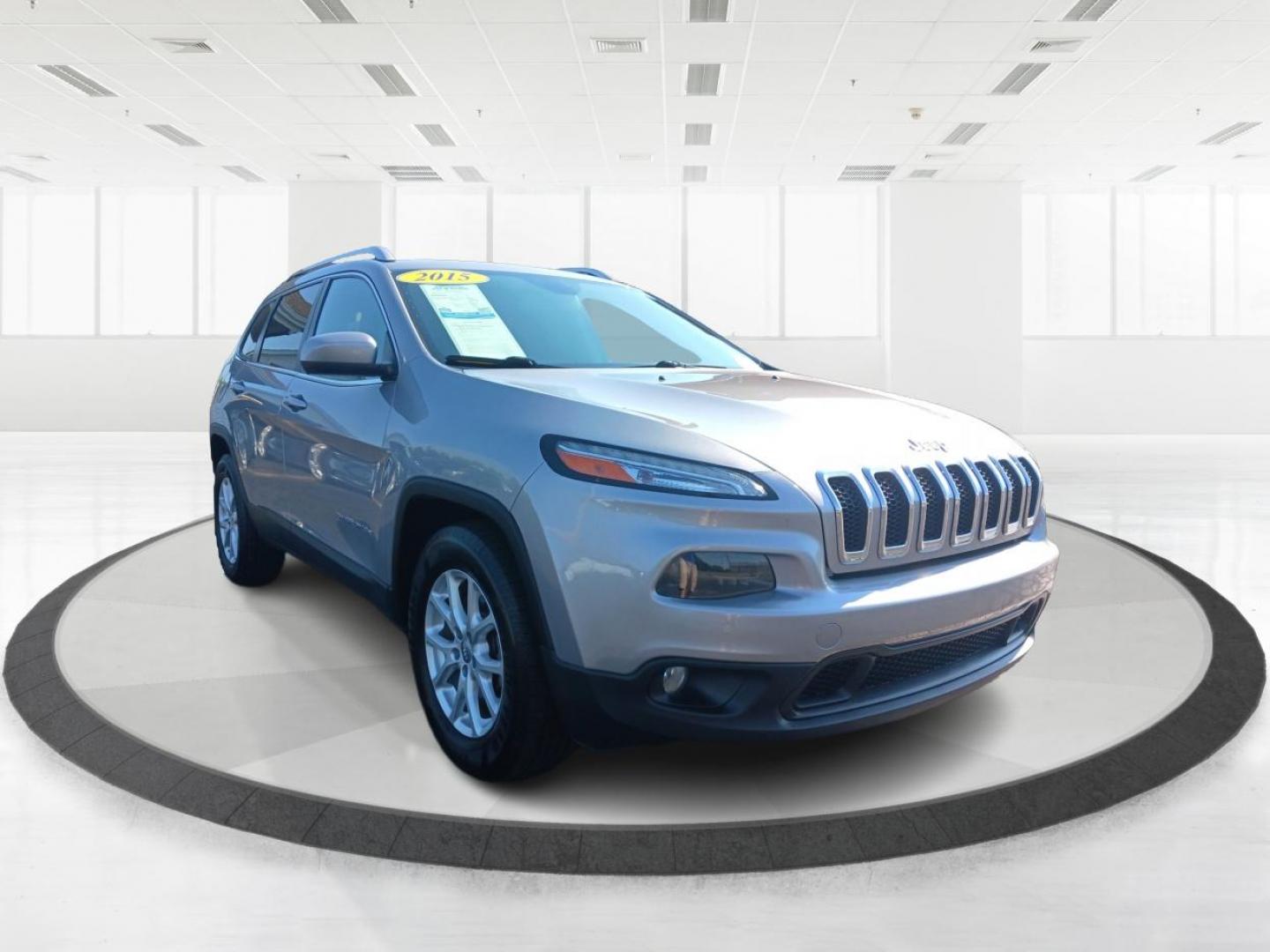 2015 Billet Silver Metallic CC Jeep Cherokee (1C4PJMCB6FW) with an 2.4L L4 DOHC 16V engine, 9-Speed Automatic transmission, located at 4508 South Dixie Dr, Moraine, OH, 45439, (937) 908-9800, 39.689976, -84.218452 - Photo#0