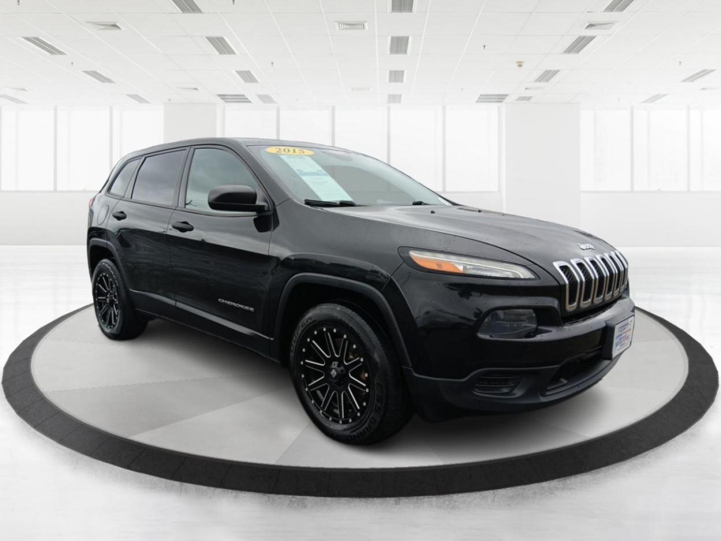 2015 Jeep Cherokee Sport 4WD (1C4PJMAB4FW) with an 2.4L L4 DOHC 16V engine, 9-Speed Automatic transmission, located at 4508 South Dixie Dr, Moraine, OH, 45439, (937) 908-9800, 39.689976, -84.218452 - 2015 Jeep Cherokee Sport 4WD - Photo#0