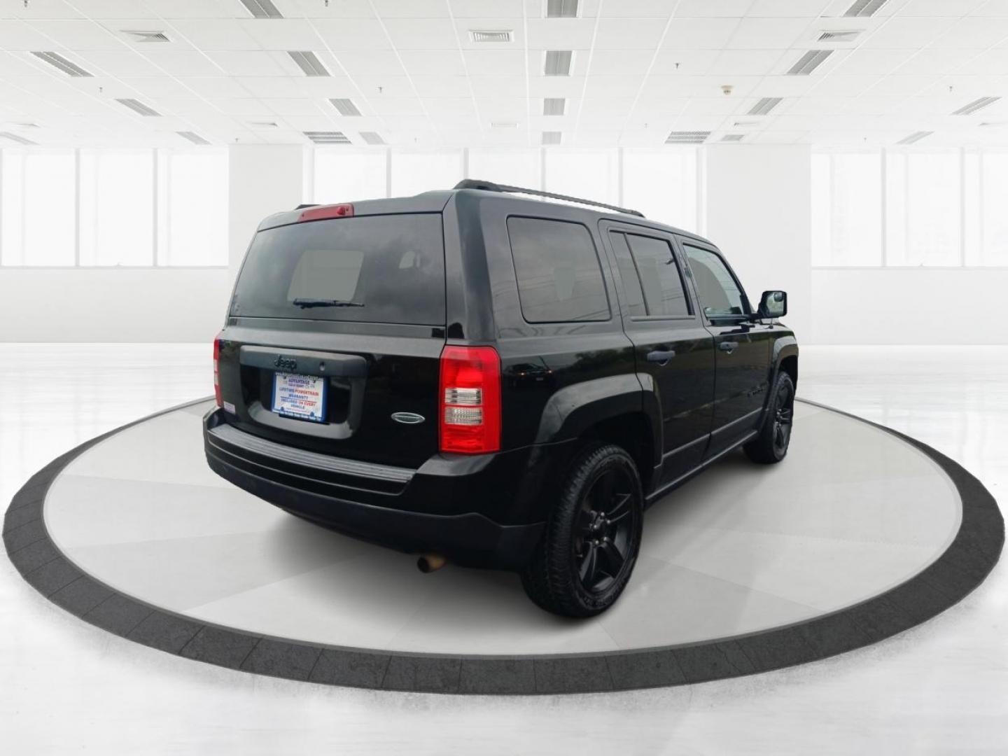 2015 Black Clearcoat Jeep Patriot (1C4NJPBA6FD) with an 2.0L L4 DOHC 16V engine, located at 4508 South Dixie Dr, Moraine, OH, 45439, (937) 908-9800, 39.689976, -84.218452 - Photo#2