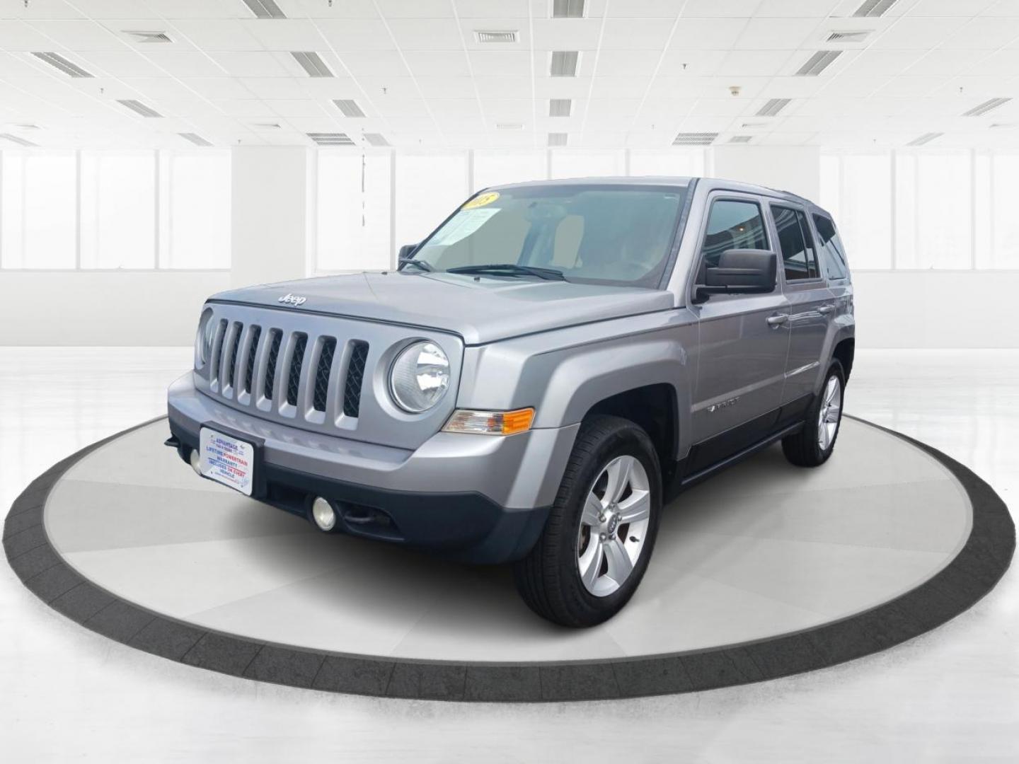 2015 Granite Crystal Met CC Jeep Patriot (1C4NJRBB3FD) with an 2.4L L4 DOHC 16V engine, located at 401 Woodman Dr, Riverside, OH, 45431, (937) 908-9800, 39.760899, -84.123421 - Photo#7