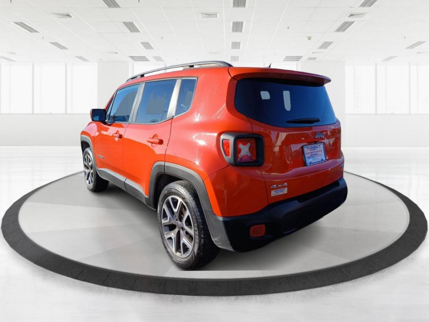 2015 Jeep Renegade Latitude 4WD (ZACCJBBT0FP) with an 2.4L L4 DOHC 16V engine, 6-Speed Manual transmission, located at 1951 S Dayton Lakeview Rd., New Carlisle, OH, 45344, (937) 908-9800, 39.890999, -84.050255 - 2015 Jeep Renegade Latitude 4WD - Photo#3