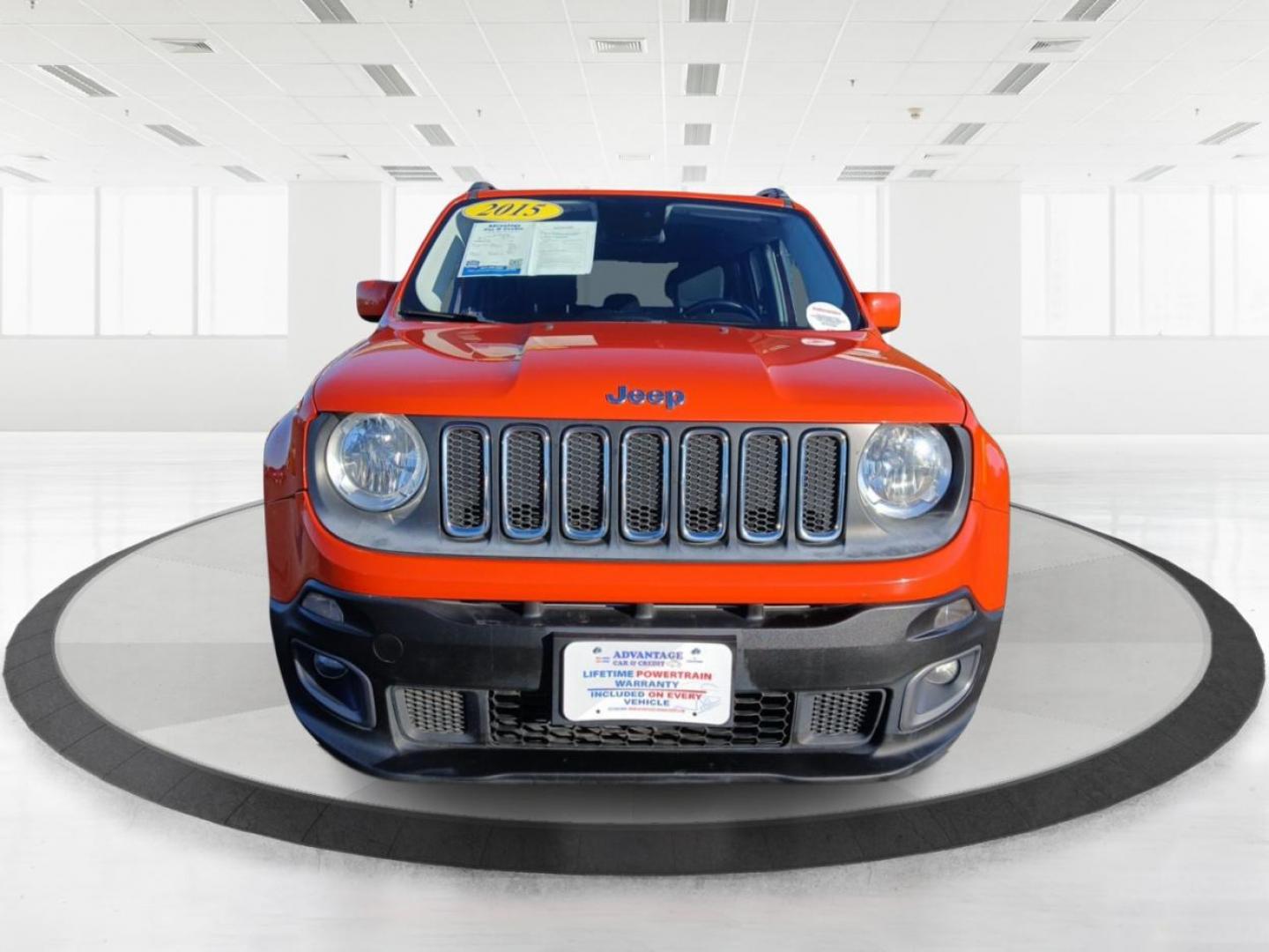 2015 Jeep Renegade Latitude 4WD (ZACCJBBT0FP) with an 2.4L L4 DOHC 16V engine, 6-Speed Manual transmission, located at 1951 S Dayton Lakeview Rd., New Carlisle, OH, 45344, (937) 908-9800, 39.890999, -84.050255 - 2015 Jeep Renegade Latitude 4WD - Photo#5