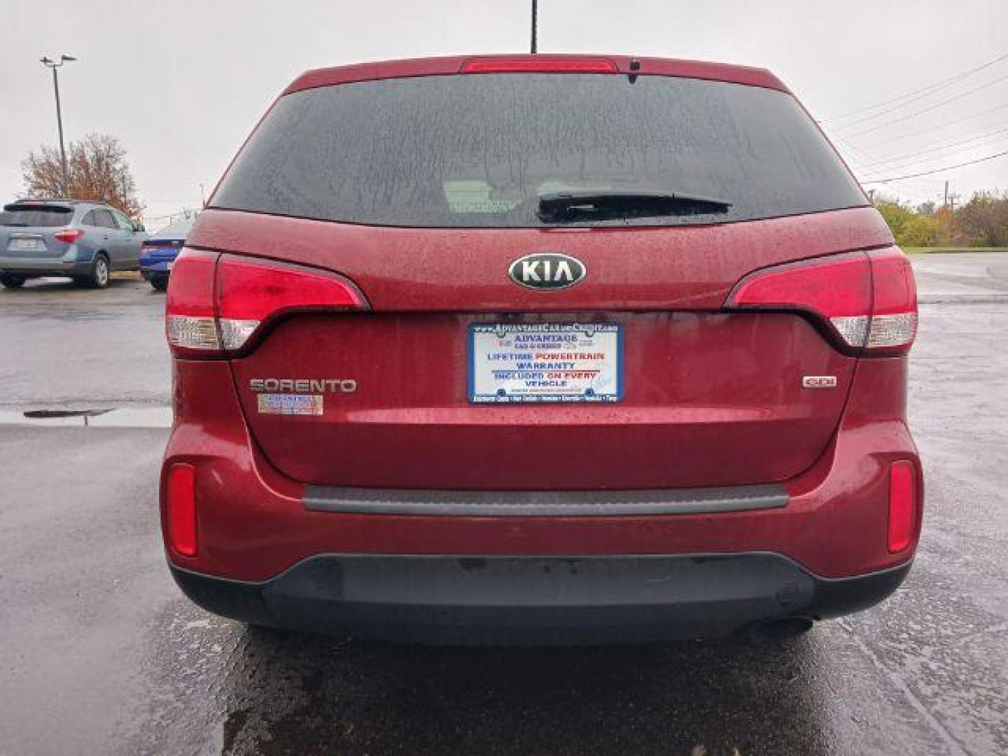 2015 Remington Red Metallic Kia Sorento LX AWD (5XYKTCA66FG) with an 2.4L L4 DOHC 16V engine, 6-Speed Automatic transmission, located at 1230 East Main St, Xenia, OH, 45385, (937) 908-9800, 39.688026, -83.910172 - Photo#5