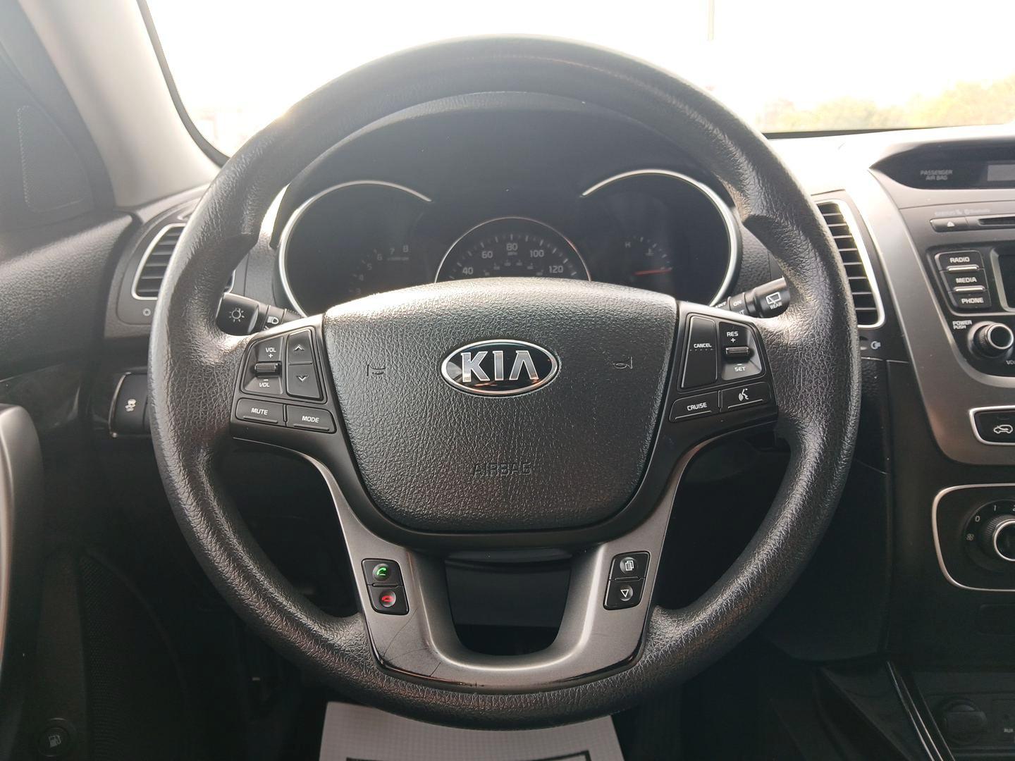 2015 Ebony Black Kia Sorento LX 2WD (5XYKT3A68FG) with an 2.4L L4 DOHC 16V engine, 6-Speed Automatic transmission, located at 8750 N County Rd 25A, Piqua, OH, 45356, (937) 908-9800, 40.164391, -84.232513 - Photo#15