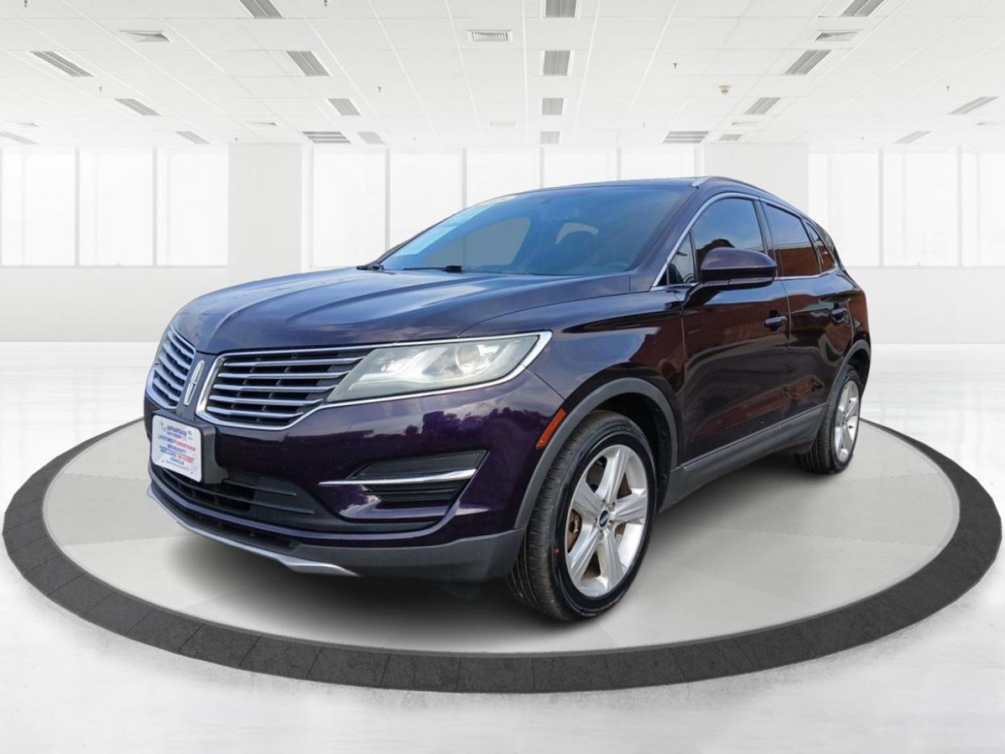 2015 Lincoln MKC AWD (5LMCJ2A94FU) with an 2.0L L4 DOHC 16V engine, 6-Speed Automatic transmission, located at 1184 Kauffman Ave, Fairborn, OH, 45324, (937) 908-9800, 39.807072, -84.030914 - 2015 Lincoln MKC AWD - Photo#7