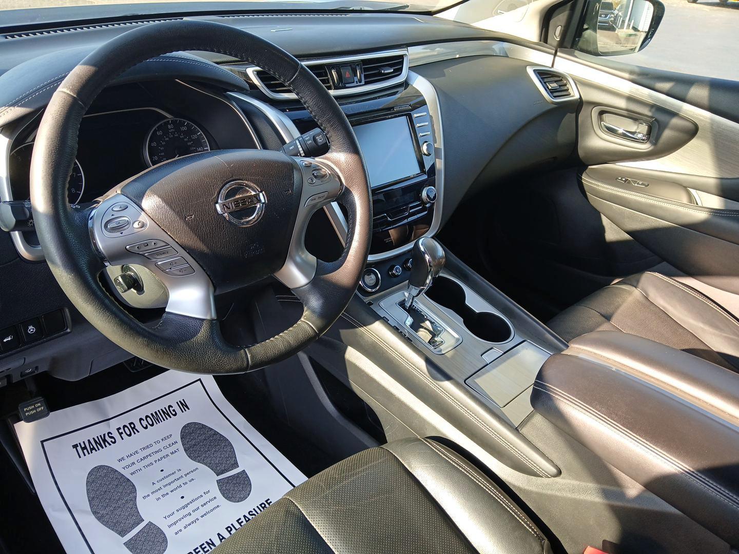 2015 Gun Metallic Nissan Murano Platinum AWD (5N1AZ2MH7FN) with an 3.5L V6 DOHC 24V engine, Continuously Variable Transmission transmission, located at 401 Woodman Dr, Riverside, OH, 45431, (937) 908-9800, 39.760899, -84.123421 - Photo#8