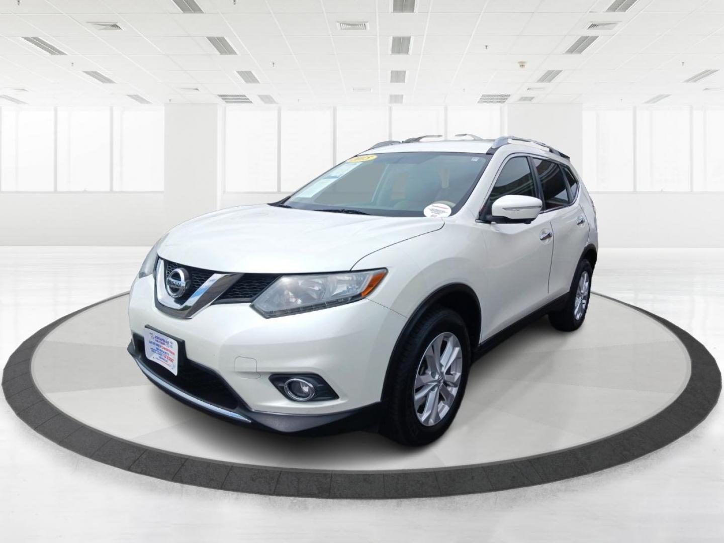 2015 Nissan Rogue SV AWD (5N1AT2MK1FC) with an 2.5L L4 DOHC 16V engine, Continuously Variable Transmission transmission, located at 1099 N County Rd 25A , Troy, OH, 45373, (937) 908-9800, 40.057079, -84.212883 - Third Row - Photo#7