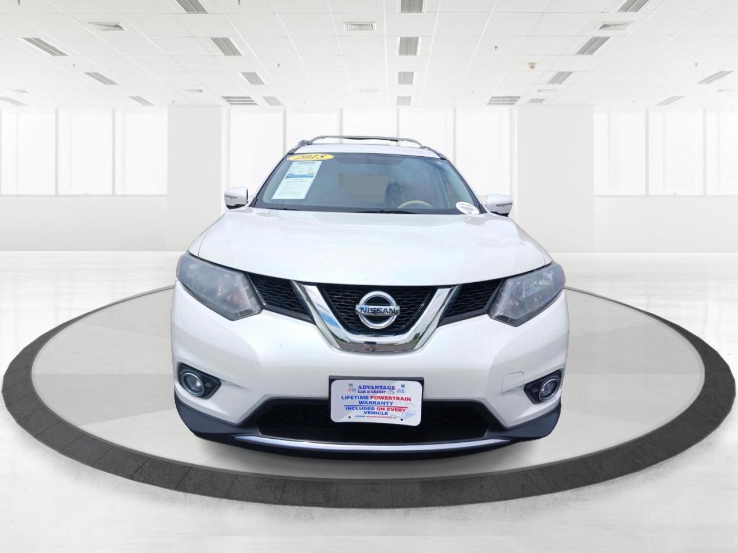 2015 Pearl White Nissan Rogue S AWD (5N1AT2MK1FC) with an 2.5L L4 DOHC 16V engine, Continuously Variable Transmission transmission, located at 4508 South Dixie Dr, Moraine, OH, 45439, (937) 908-9800, 39.689976, -84.218452 - Photo#6